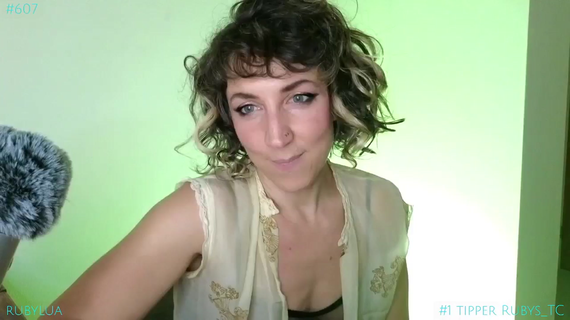 Gallery image thumbnail from Ruby_Lua's myfreecams stream on, 06/27/2025, 22:22 image 8 of 20