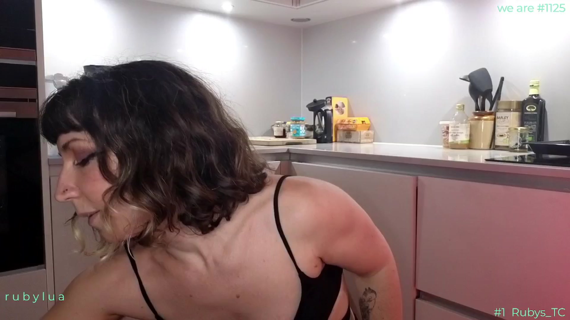 Gallery image thumbnail from Ruby_Lua's myfreecams stream on, 01/18/2026, 20:13 image 17 of 20