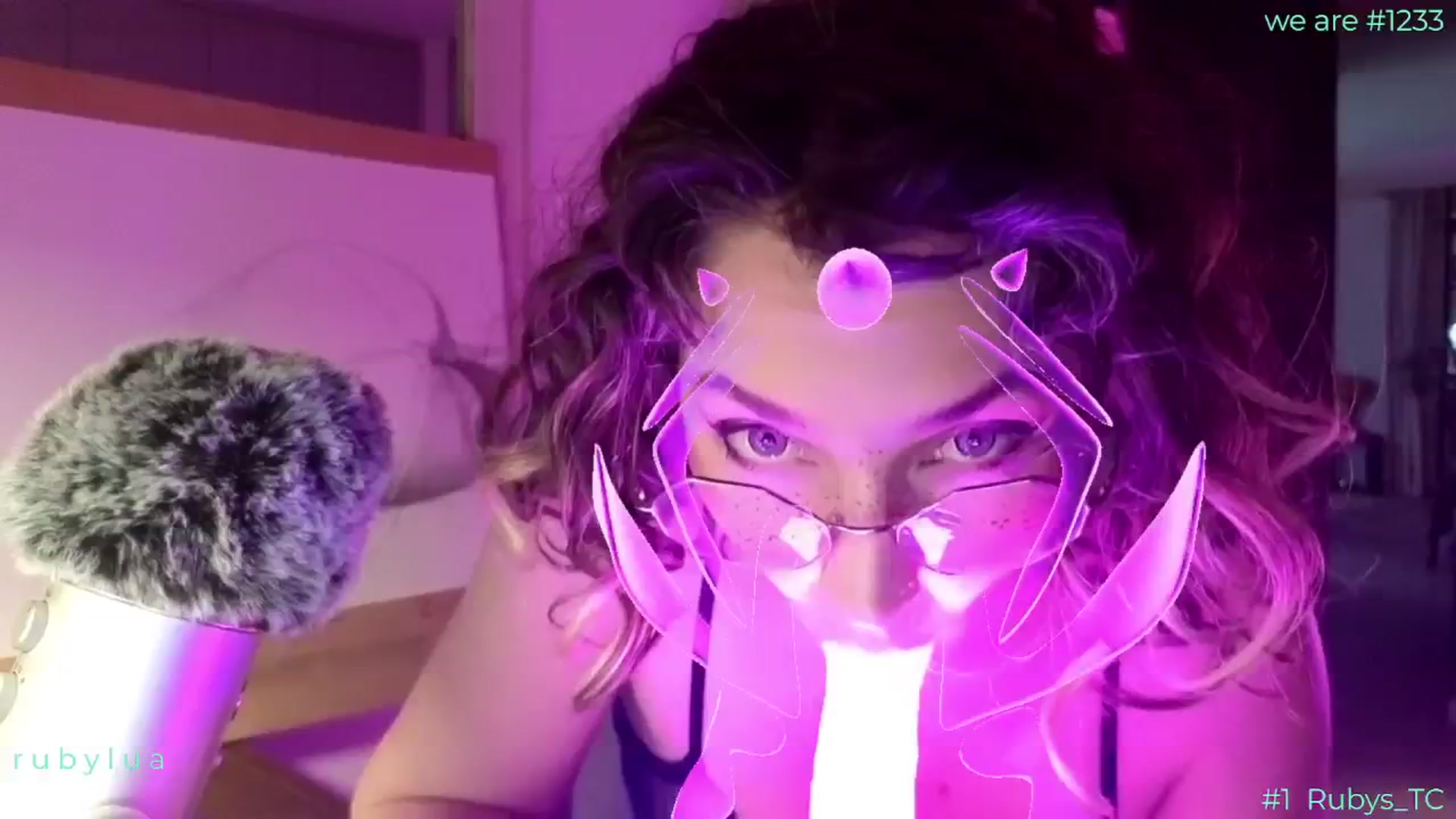Gallery image thumbnail from Ruby_Lua's myfreecams stream on, 01/29/2026, 23:29 image 9 of 20