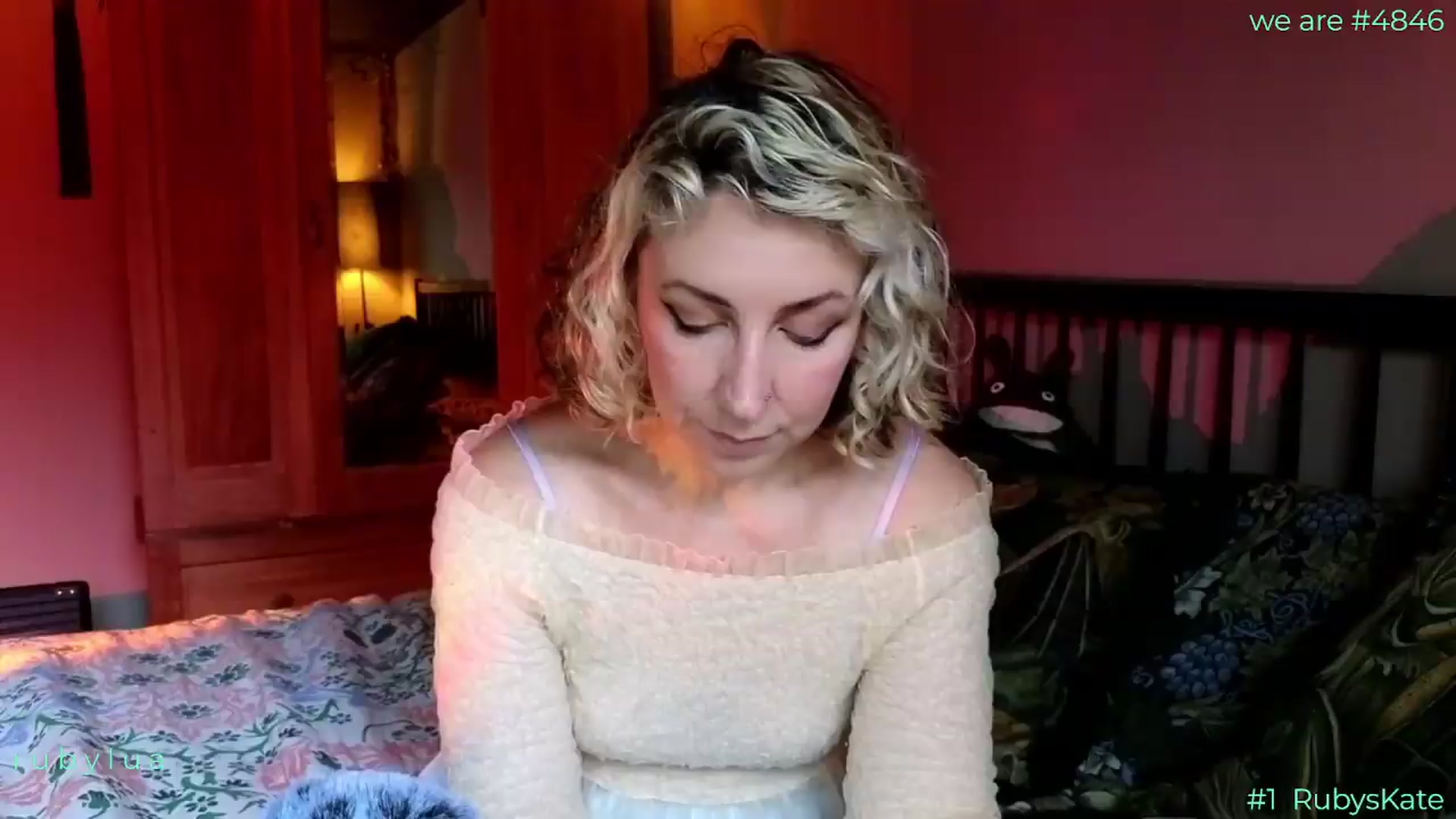 Gallery image thumbnail from Ruby_Lua's myfreecams stream on, 05/22/2026, 22:46 image 3 of 20