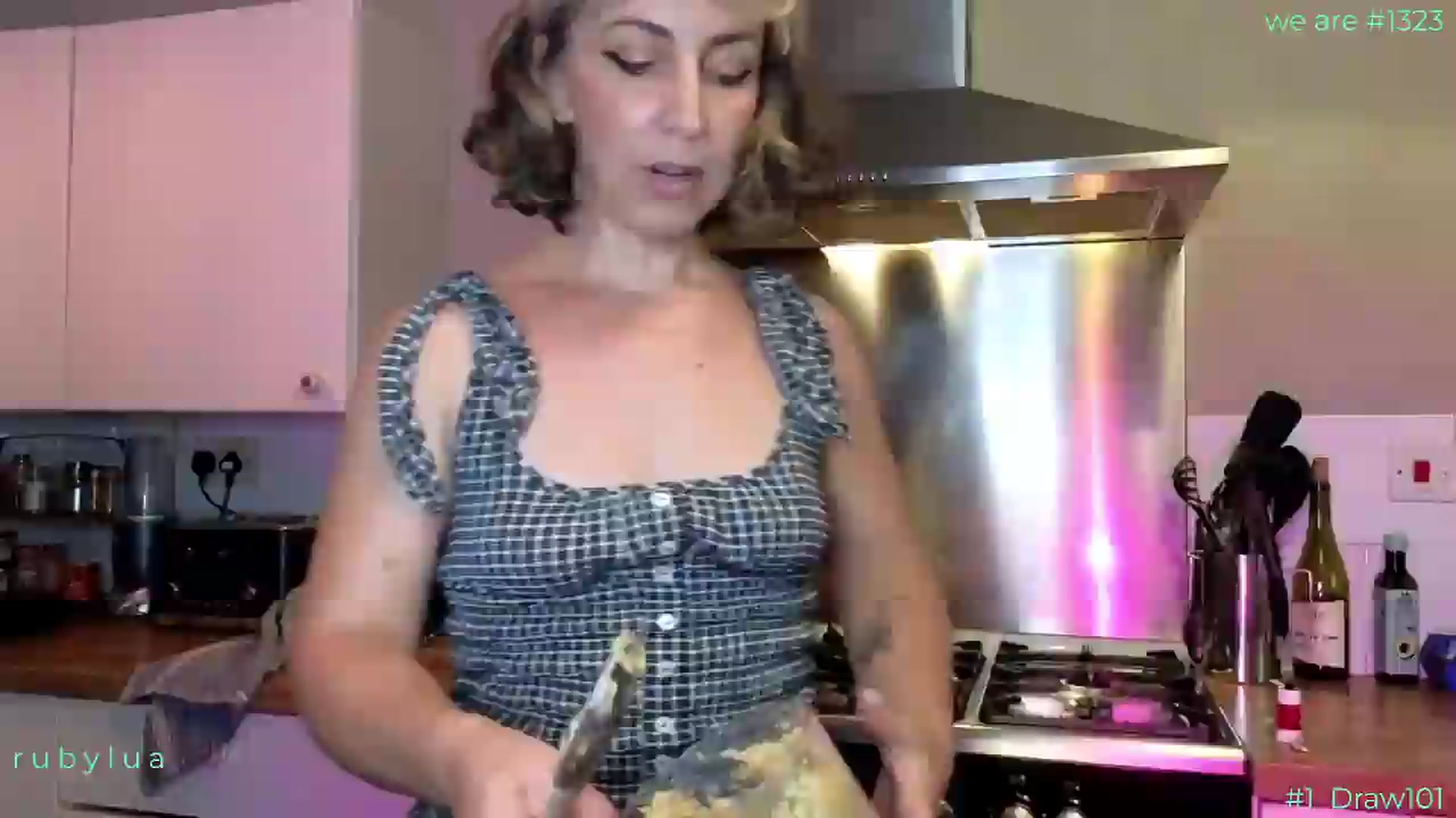 Gallery image thumbnail from Ruby_Lua's myfreecams stream on, 06/27/2026, 15:25 image 9 of 20