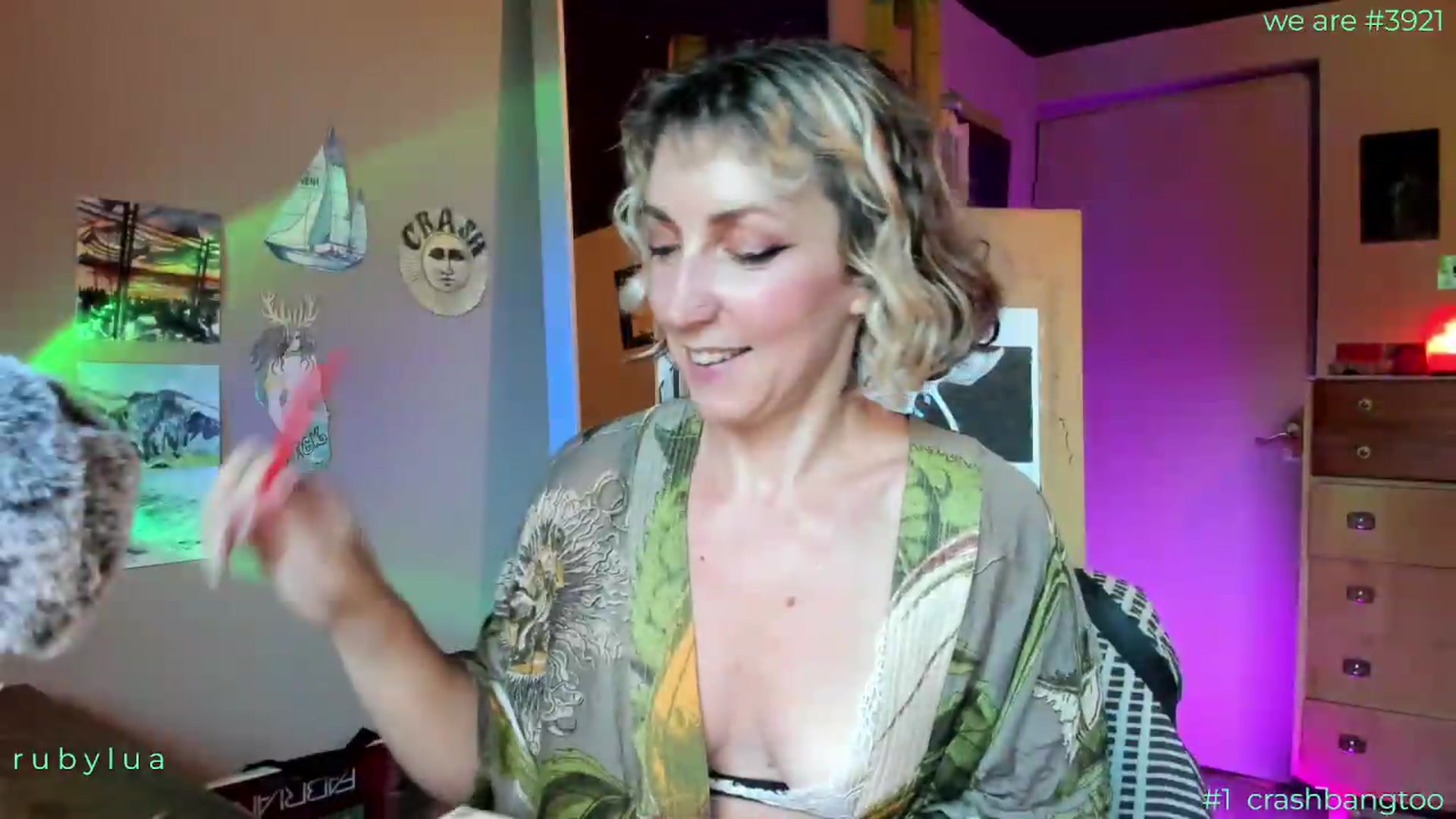 Gallery image thumbnail from Ruby_Lua's myfreecams stream on, 07/10/2026, 20:38 image 4 of 20