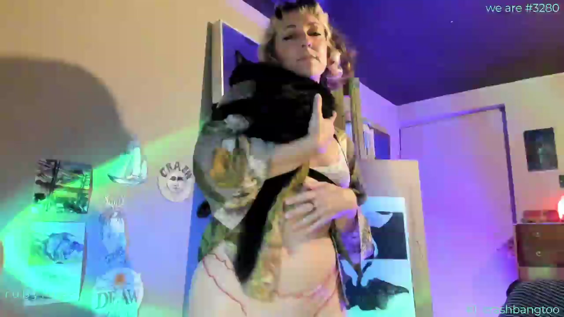 Gallery image thumbnail from Ruby_Lua's myfreecams stream on, 07/10/2026, 22:06 image 3 of 20