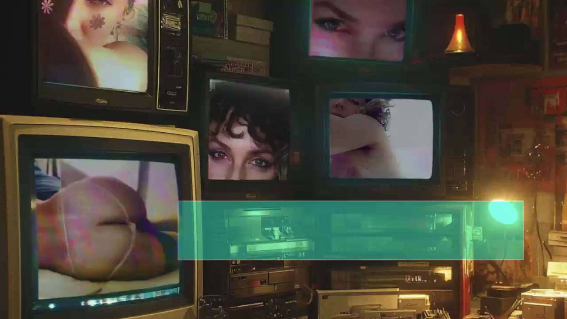 Gallery image thumbnail from Ruby_Lua's myfreecams stream on, 07/17/2026, 21:51 image 1 of 20