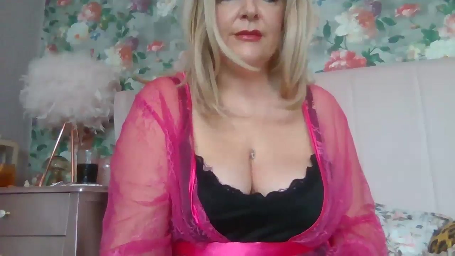 Gallery image thumbnail from Ruby_Rox's myfreecams stream on, 04/17/2026, 13:24 image 19 of 20