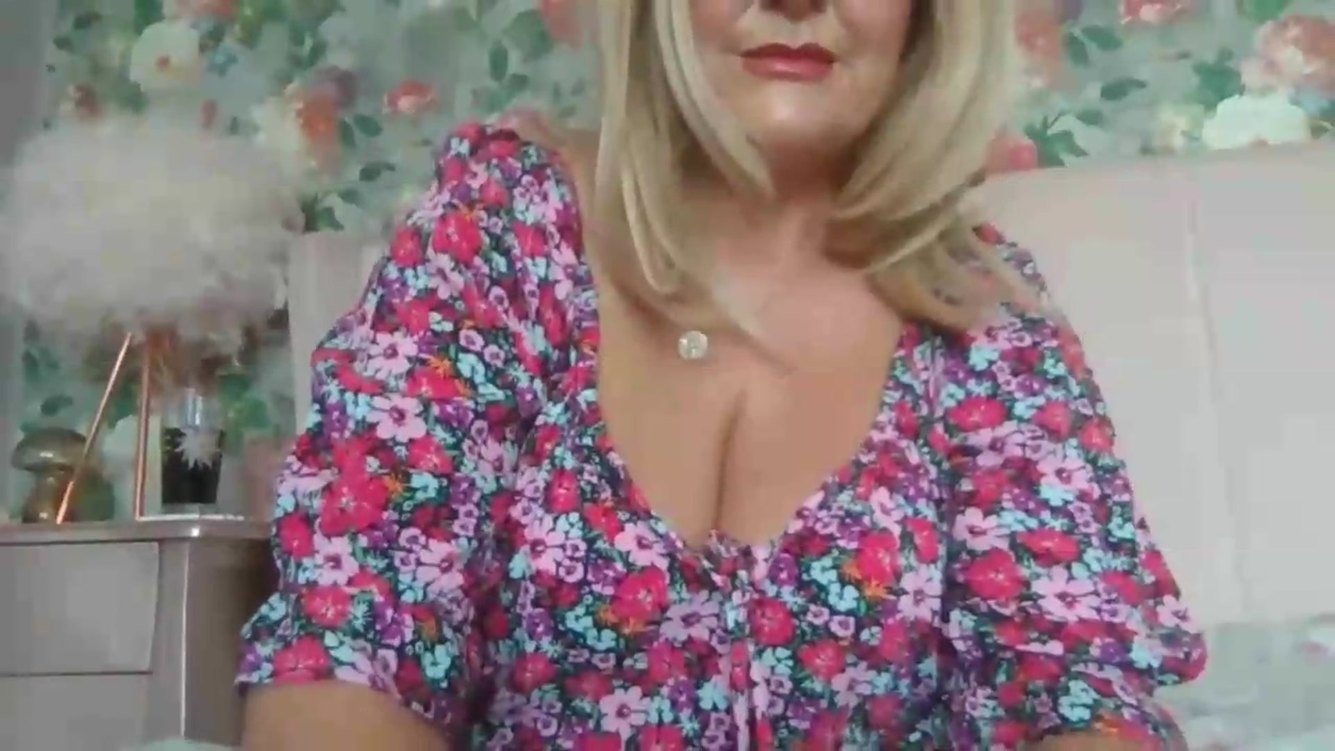 Gallery image thumbnail from Ruby_Rox's myfreecams stream on, 05/12/2026, 13:54 image 6 of 20