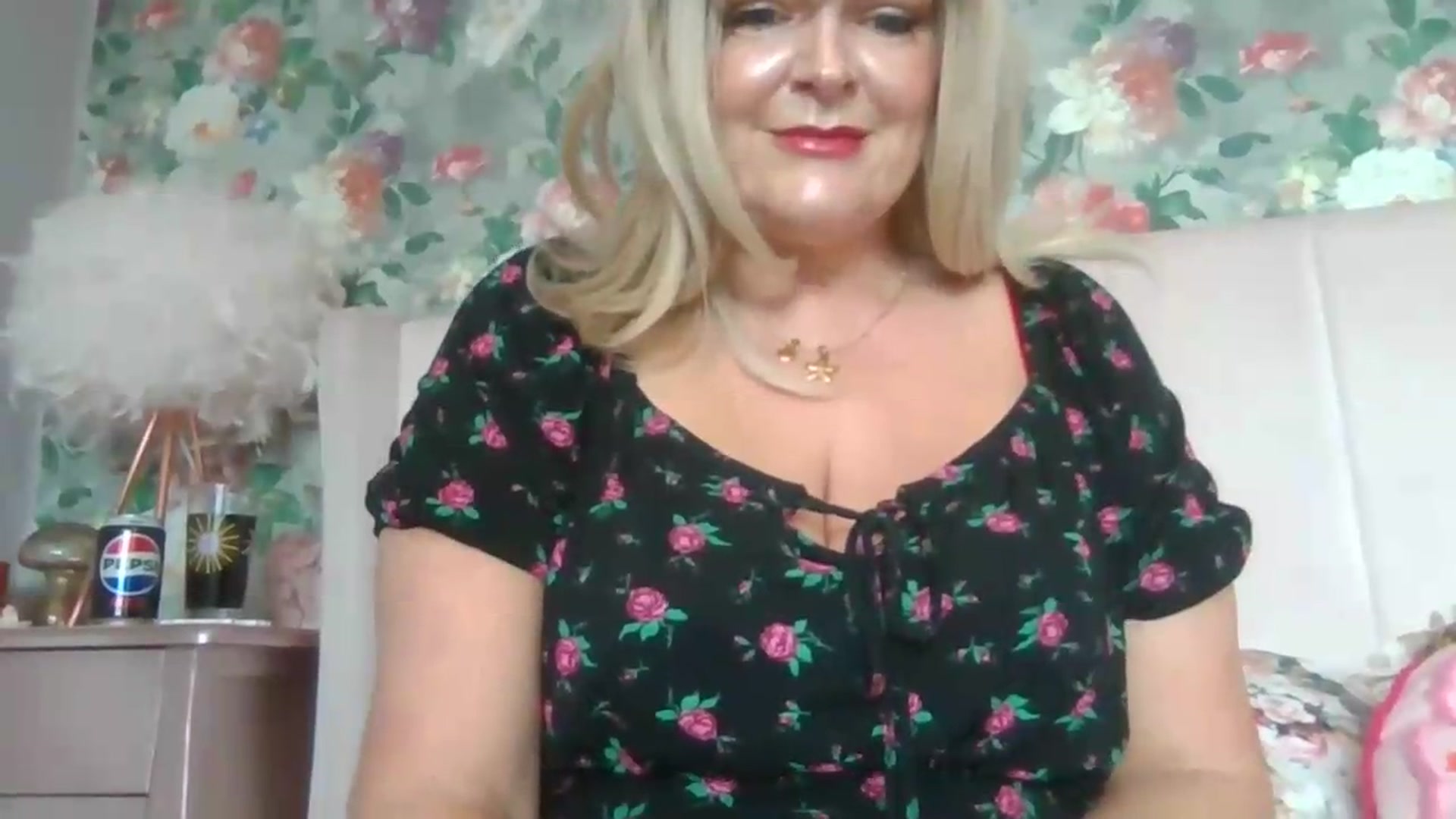 Gallery image thumbnail from Ruby_Rox's myfreecams stream on, 05/14/2026, 13:06 image 10 of 20