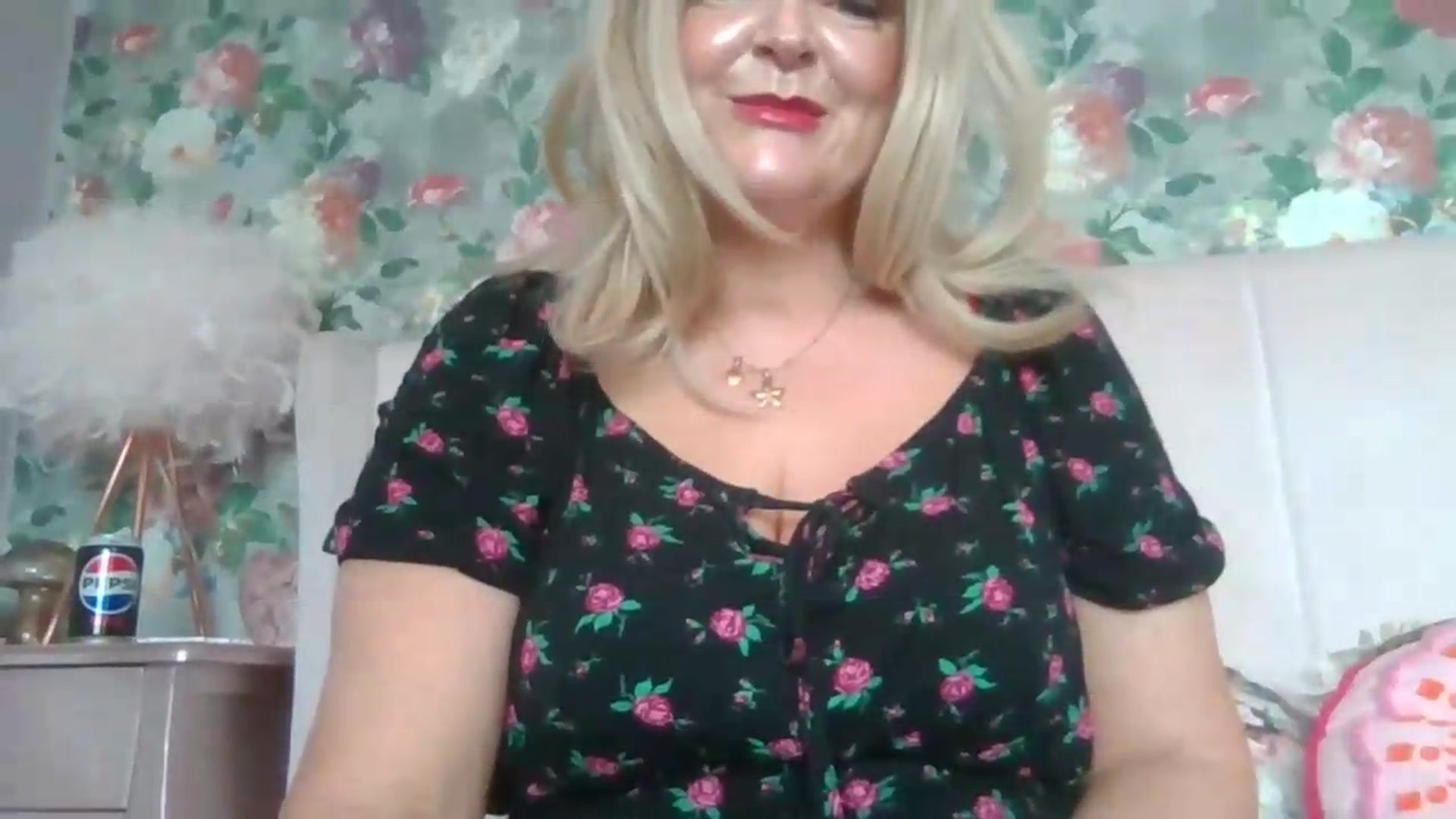 Gallery image thumbnail from Ruby_Rox's myfreecams stream on, 05/14/2026, 13:06 image 6 of 20