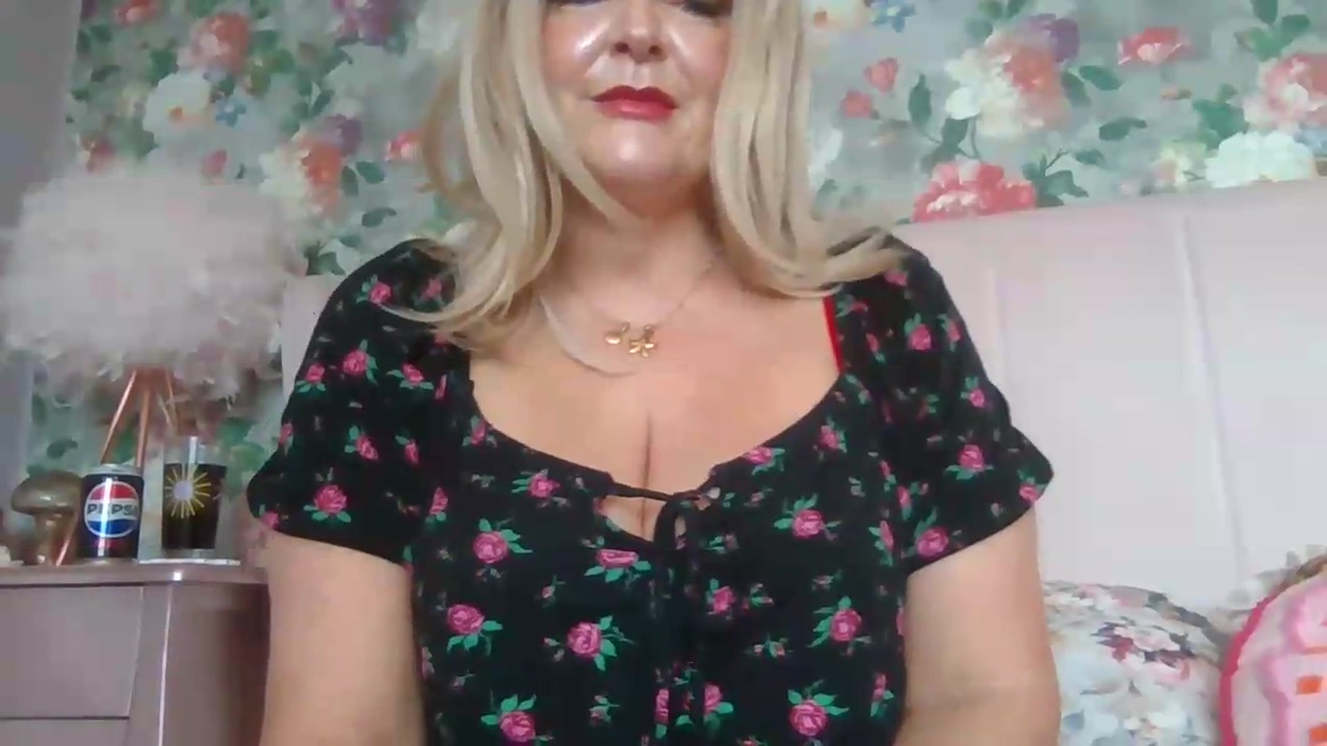 Gallery image thumbnail from Ruby_Rox's myfreecams stream on, 05/14/2026, 13:06 image 12 of 20