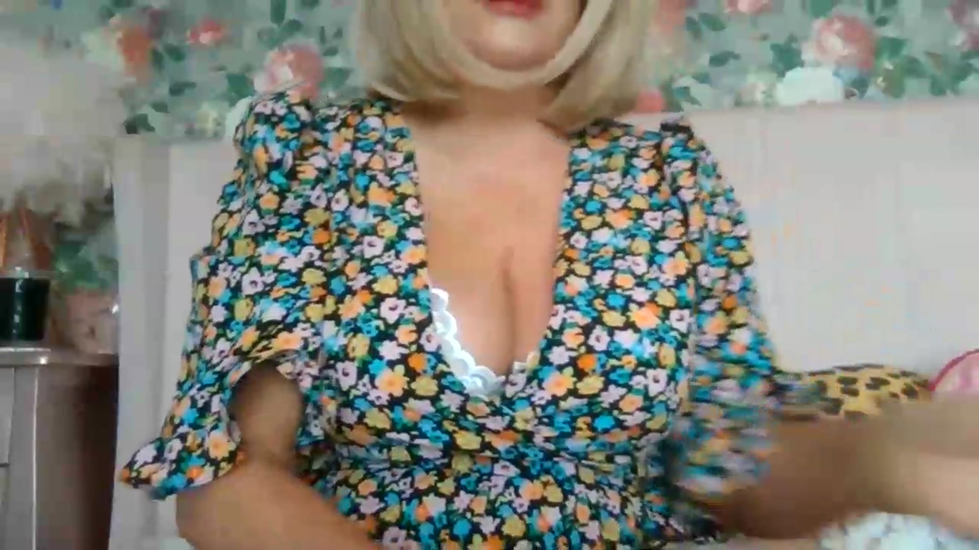 Gallery image thumbnail from Ruby_Rox's myfreecams stream on, 06/03/2026, 12:49 image 13 of 20