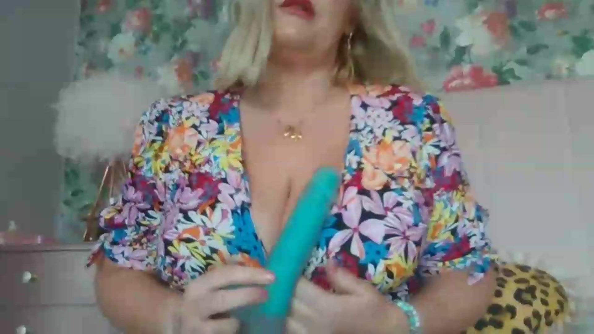 Gallery image thumbnail from Ruby_Rox's myfreecams stream on, 06/05/2026, 12:32 image 17 of 20