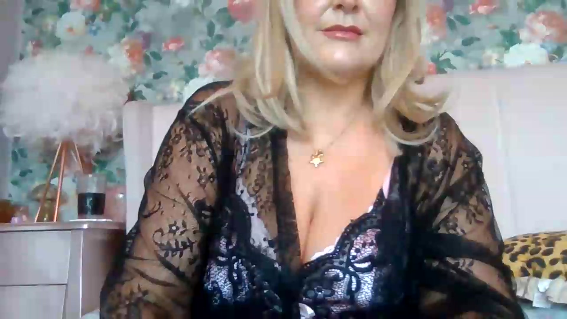 Gallery image thumbnail from Ruby_Rox's myfreecams stream on, 06/19/2026, 12:26 image 7 of 20