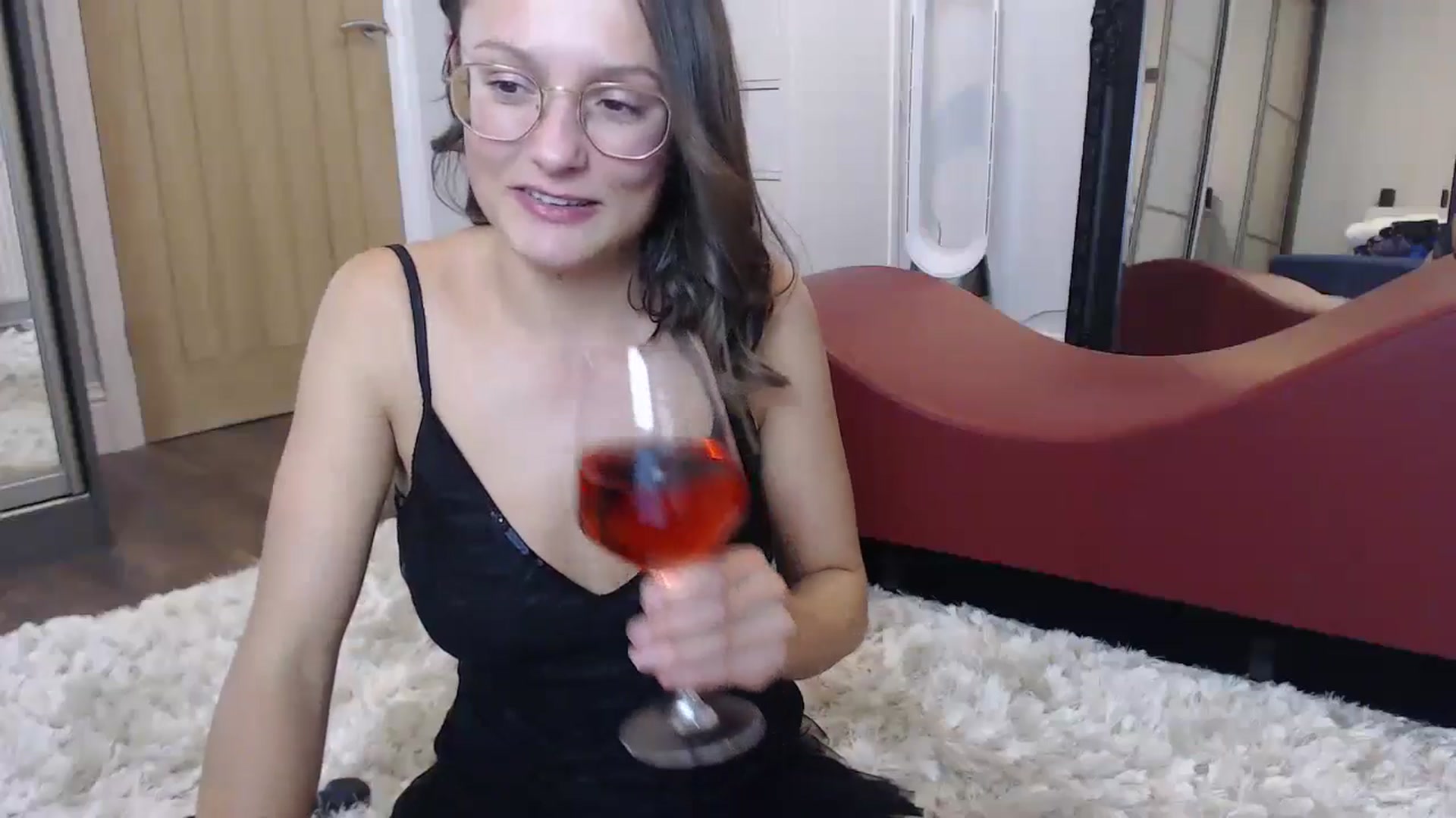 Gallery image thumbnail from Ruby_cutie's myfreecams stream on, 09/18/2024, 24:13 image 6 of 20