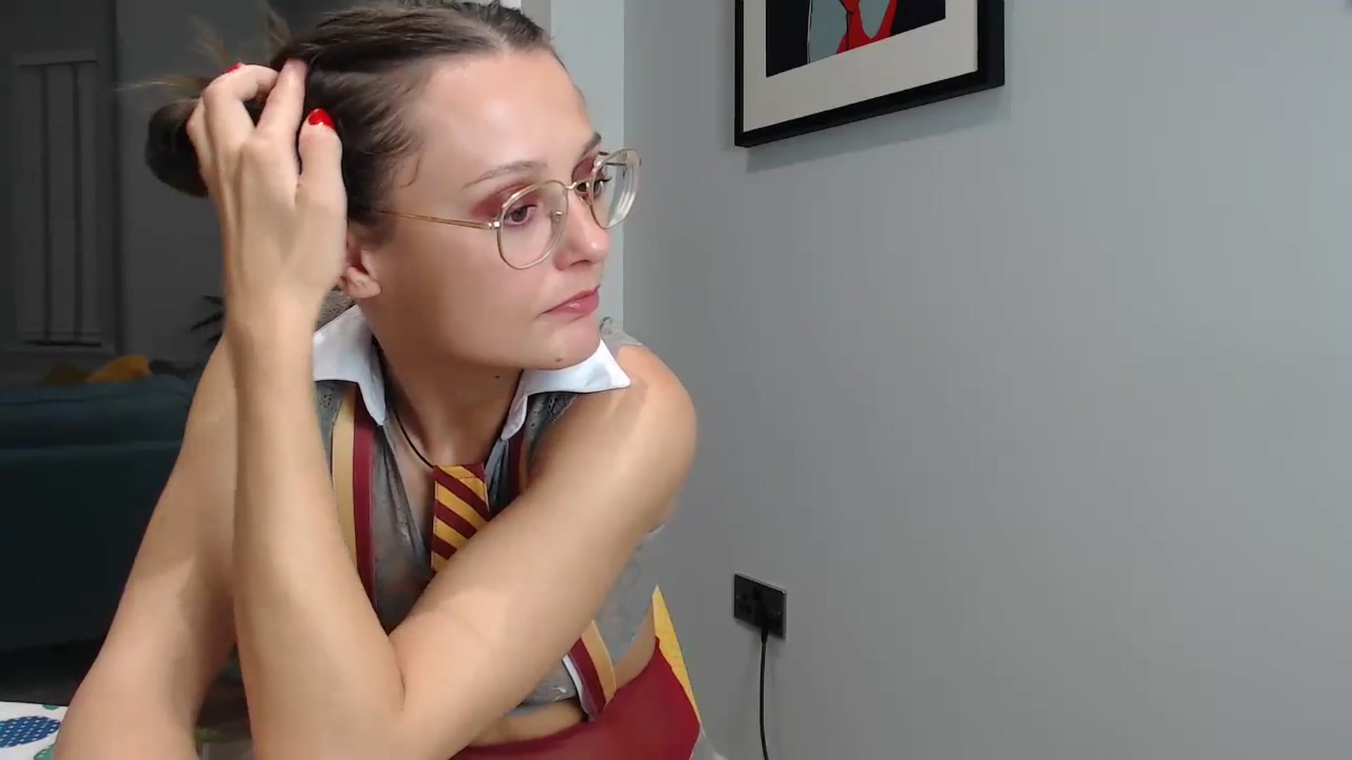 Gallery image thumbnail from Ruby_cutie's myfreecams stream on, 10/31/2024, 24:02 image 16 of 20