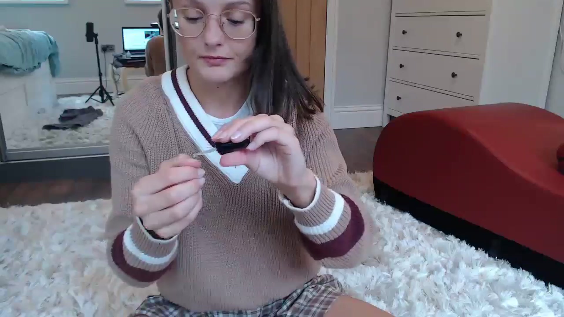 Gallery image thumbnail from Ruby_cutie's myfreecams stream on, 11/14/2024, 16:11 image 6 of 20