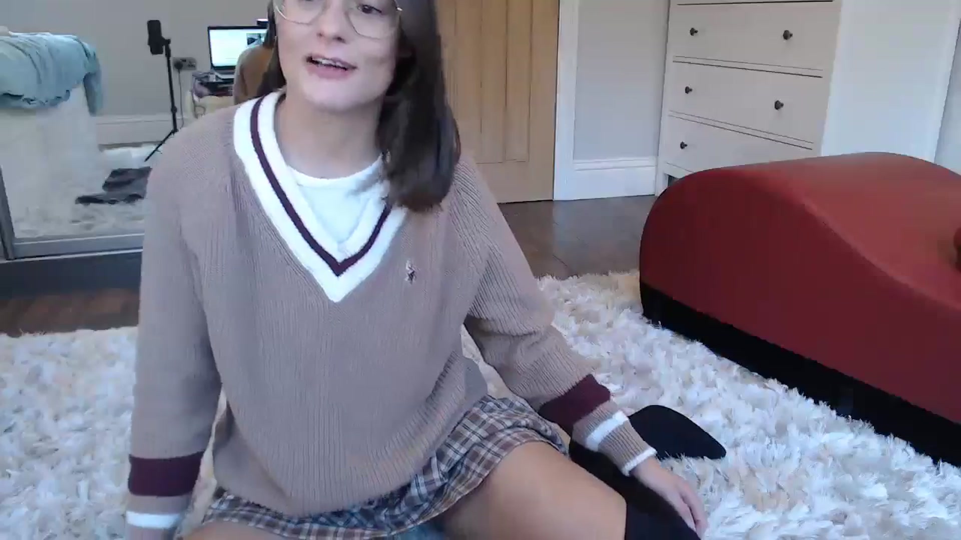 Gallery image thumbnail from Ruby_cutie's myfreecams stream on, 11/14/2024, 16:11 image 9 of 20