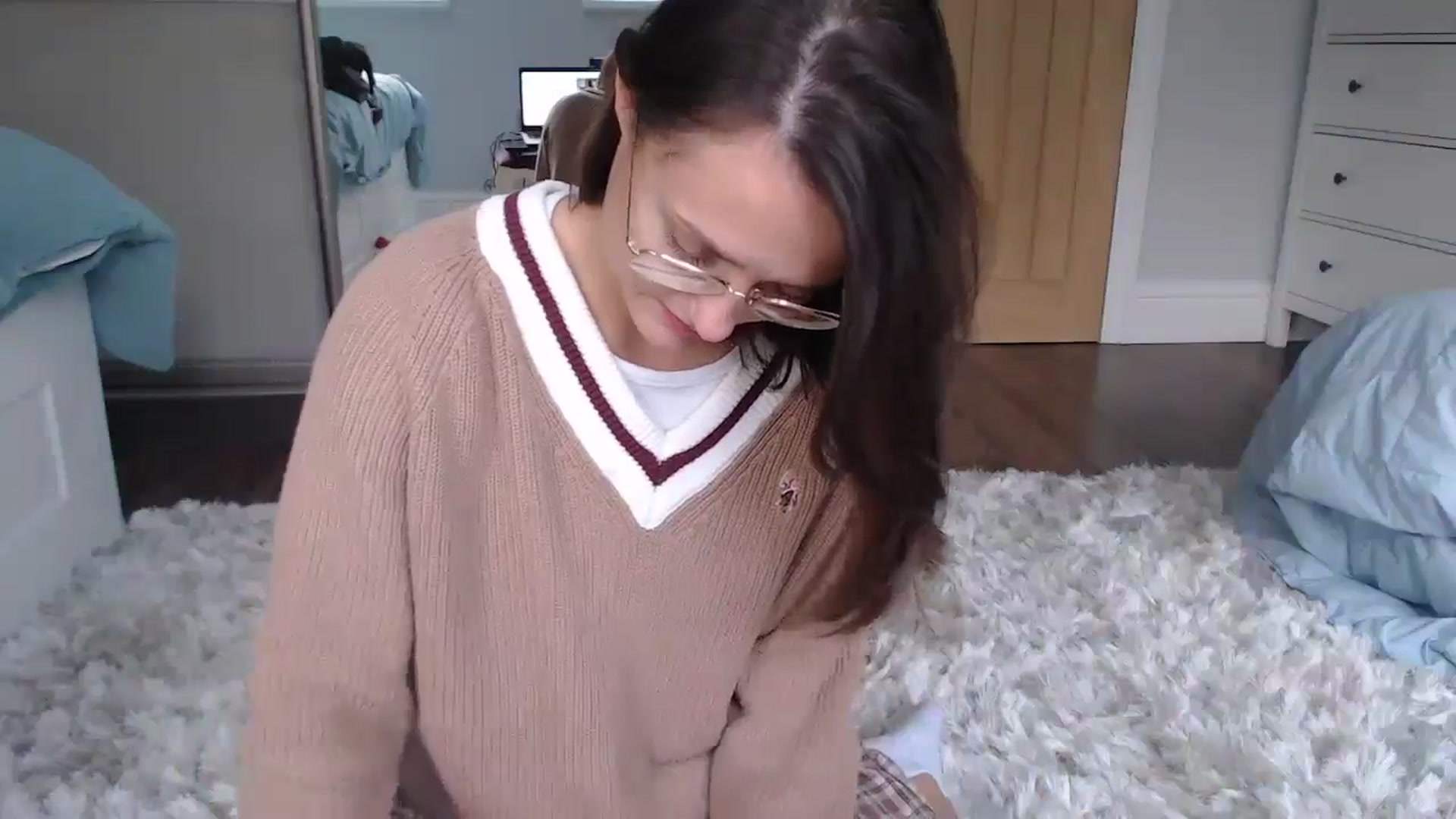 Gallery image thumbnail from Ruby_cutie's myfreecams stream on, 11/15/2024, 16:50 image 3 of 20
