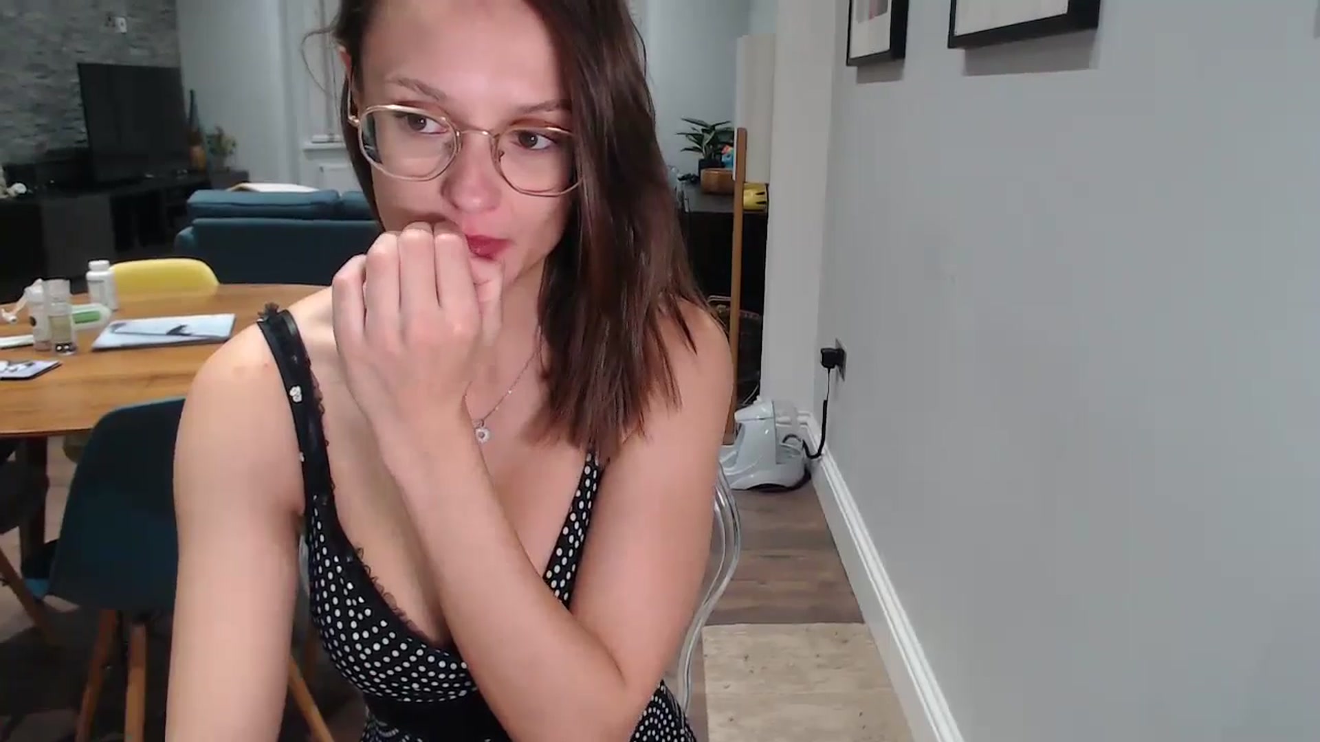 Gallery image thumbnail from Ruby_cutie's myfreecams stream on, 11/18/2024, 18:48 image 3 of 20