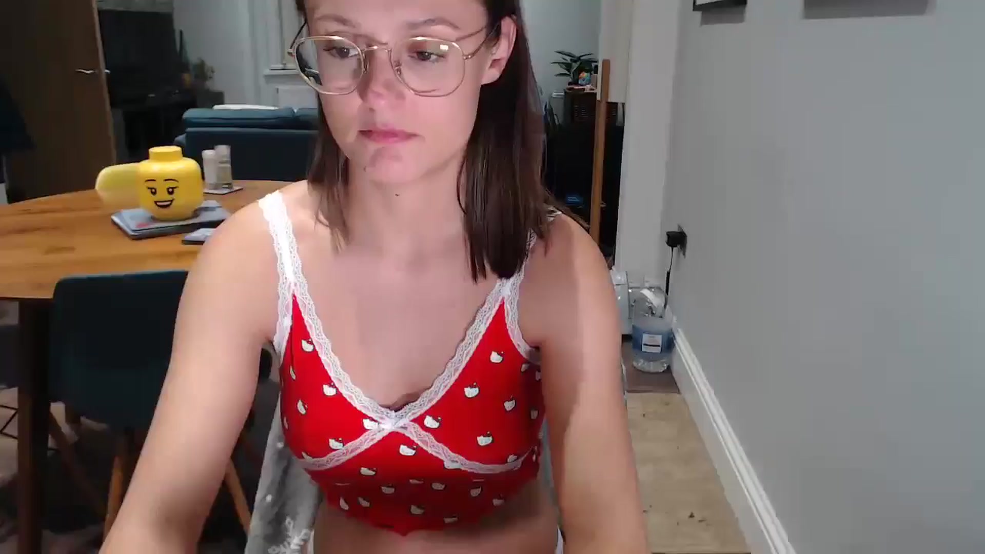 Gallery image thumbnail from Ruby_cutie's myfreecams stream on, 11/30/2024, 18:13 image 20 of 20