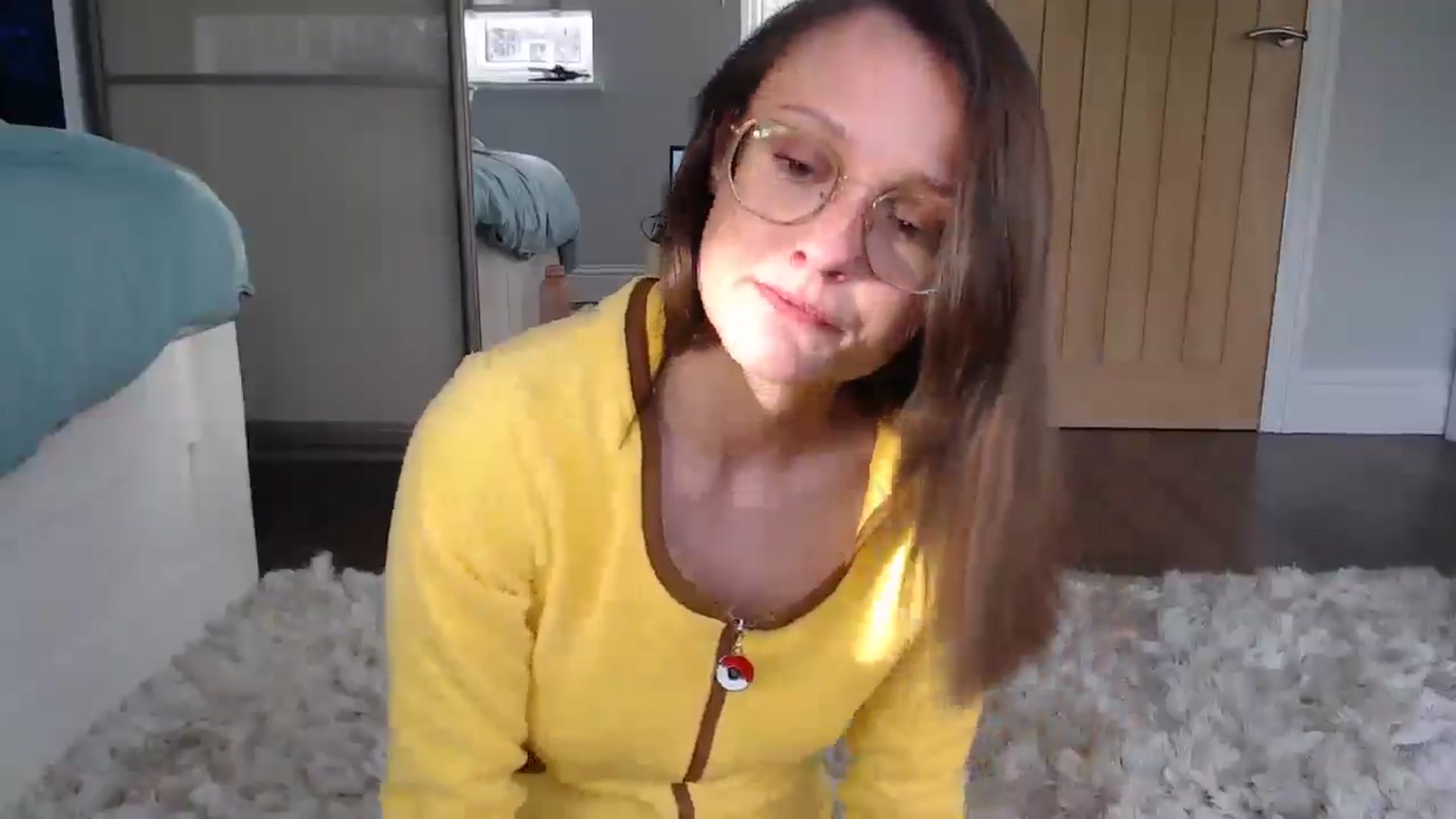 Gallery image thumbnail from Ruby_cutie's myfreecams stream on, 12/06/2024, 14:39 image 10 of 20
