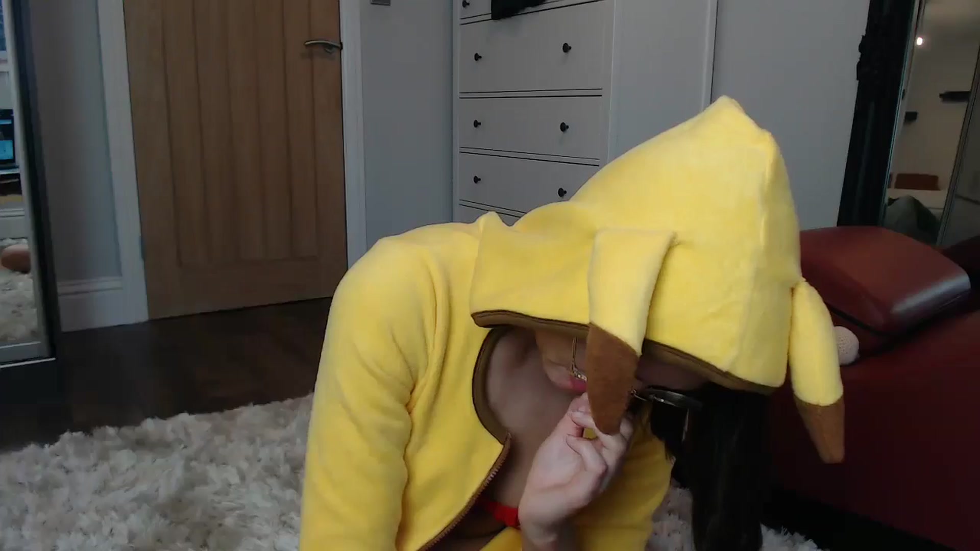 Gallery image thumbnail from Ruby_cutie's myfreecams stream on, 12/06/2024, 15:44 image 14 of 20