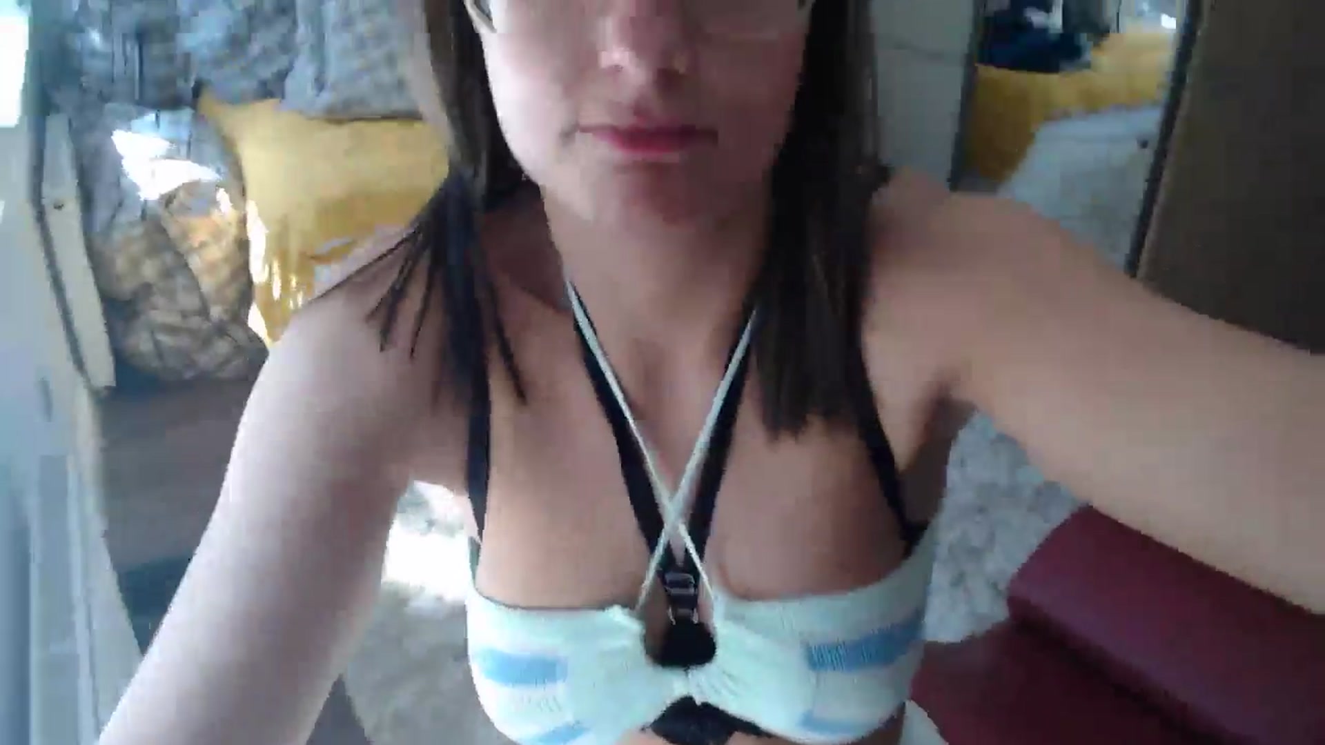 Gallery image thumbnail from Ruby_cutie's myfreecams stream on, 04/10/2025, 13:29 image 6 of 20