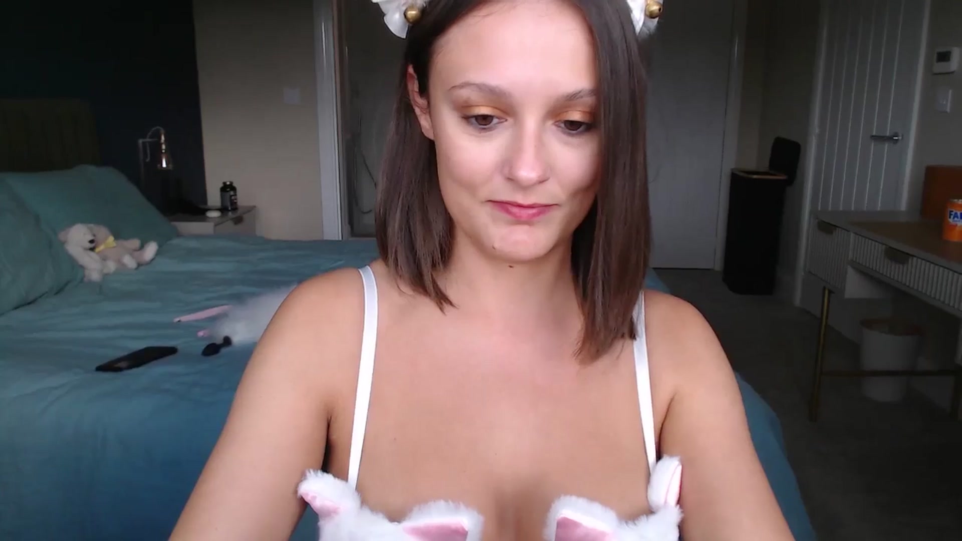Gallery image thumbnail from Ruby_cutie's myfreecams stream on, 09/01/2025, 14:12 image 7 of 20