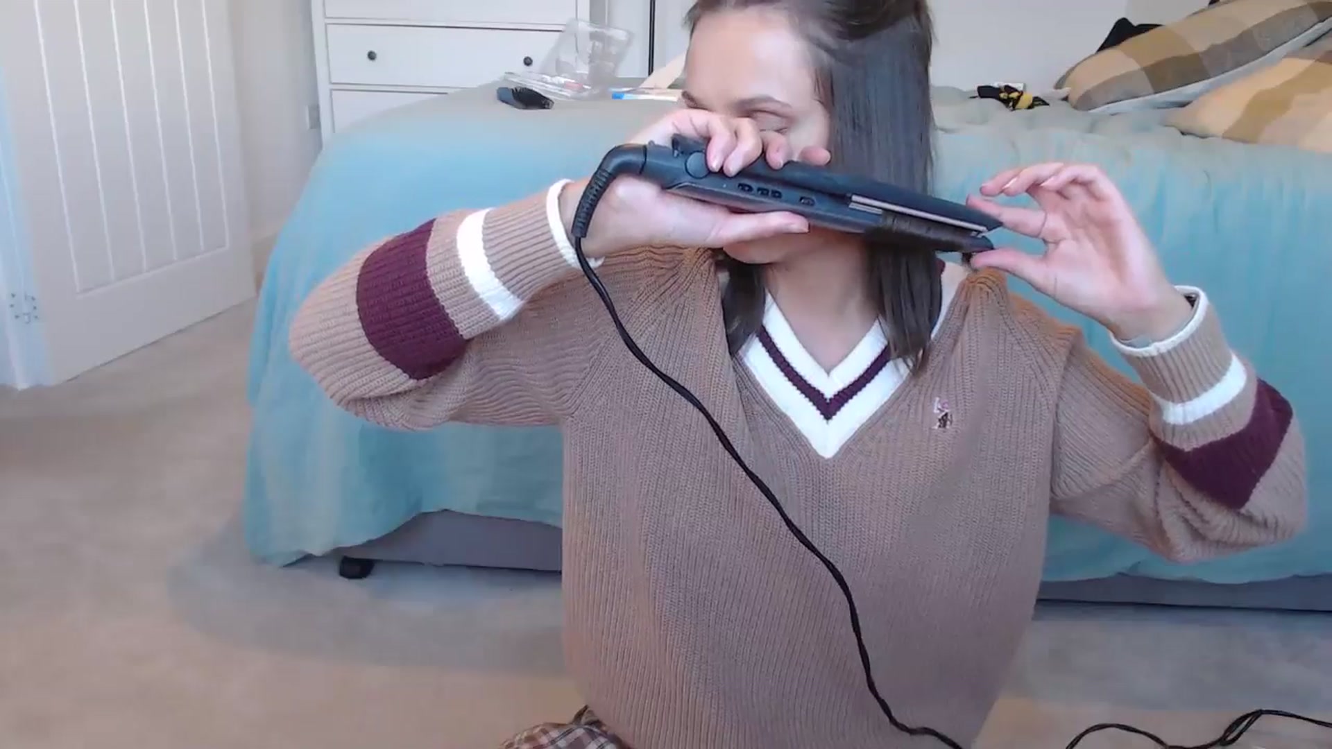 Gallery image thumbnail from Ruby_cutie's myfreecams stream on, 09/25/2025, 15:53 image 7 of 20