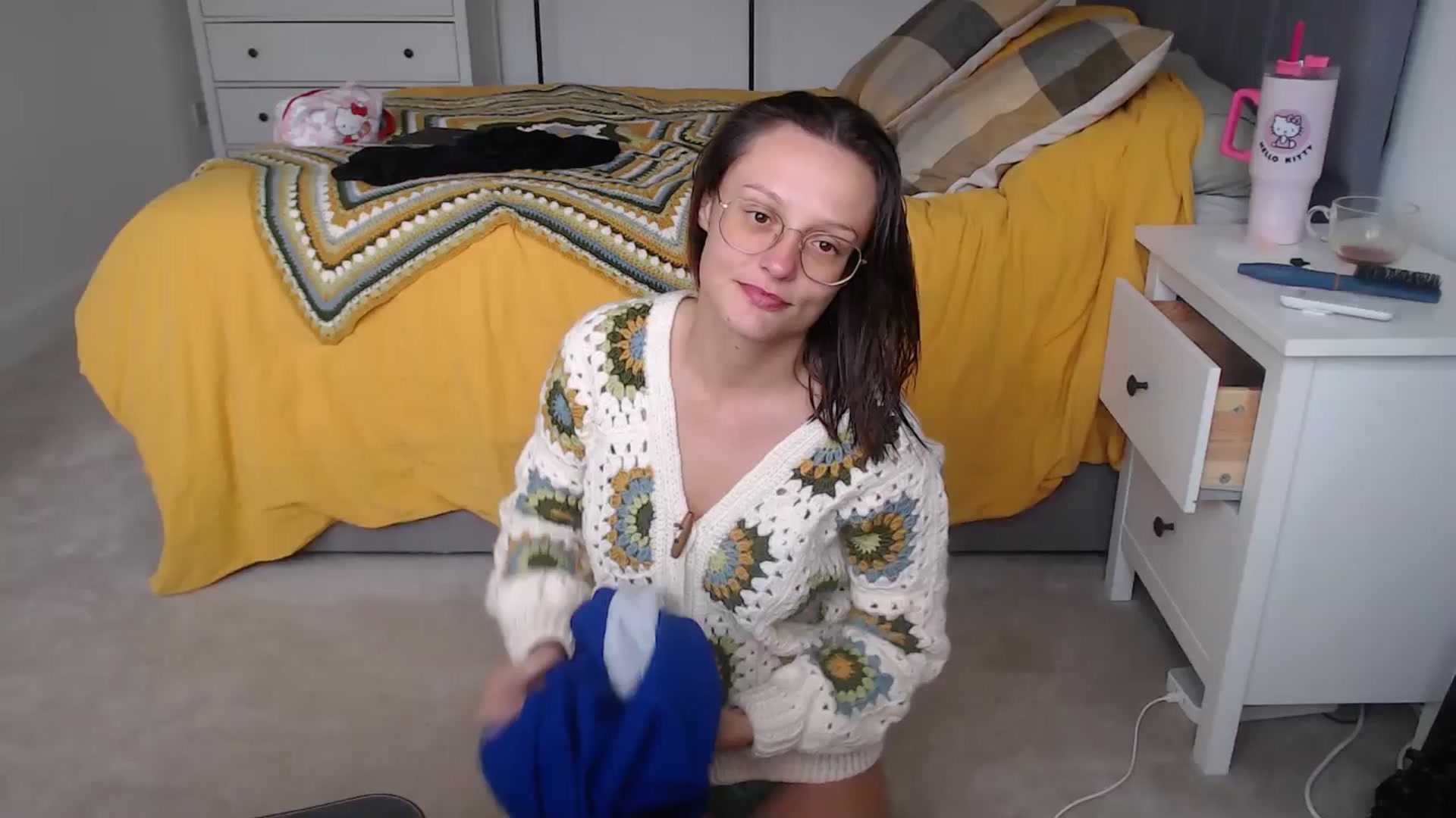 Gallery image thumbnail from Ruby_cutie's myfreecams stream on, 10/17/2025, 16:05 image 1 of 20