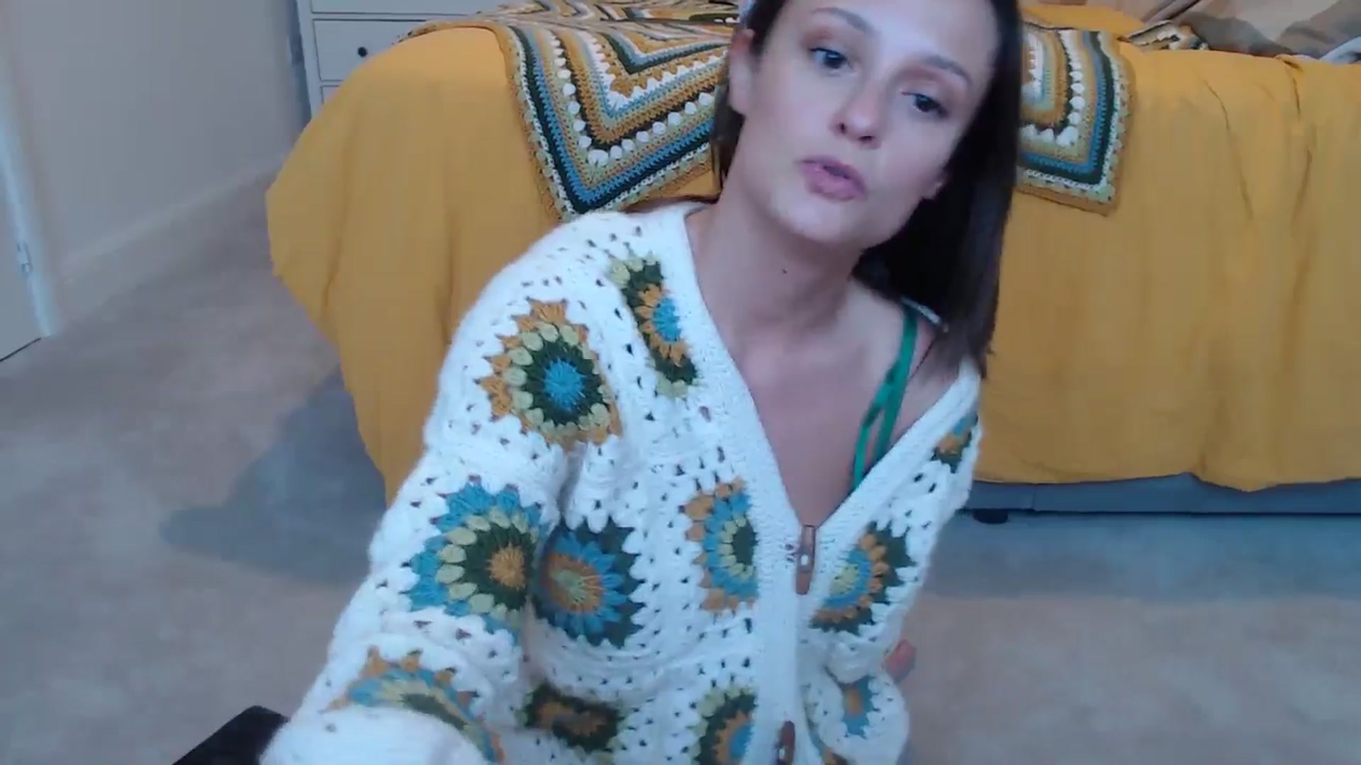 Gallery image thumbnail from Ruby_cutie's myfreecams stream on, 10/17/2025, 16:05 image 18 of 20