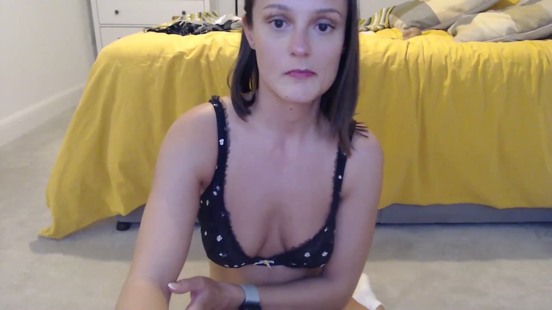 Gallery image thumbnail from Ruby_cutie's myfreecams stream on, 10/19/2025, 17:23 image 7 of 20