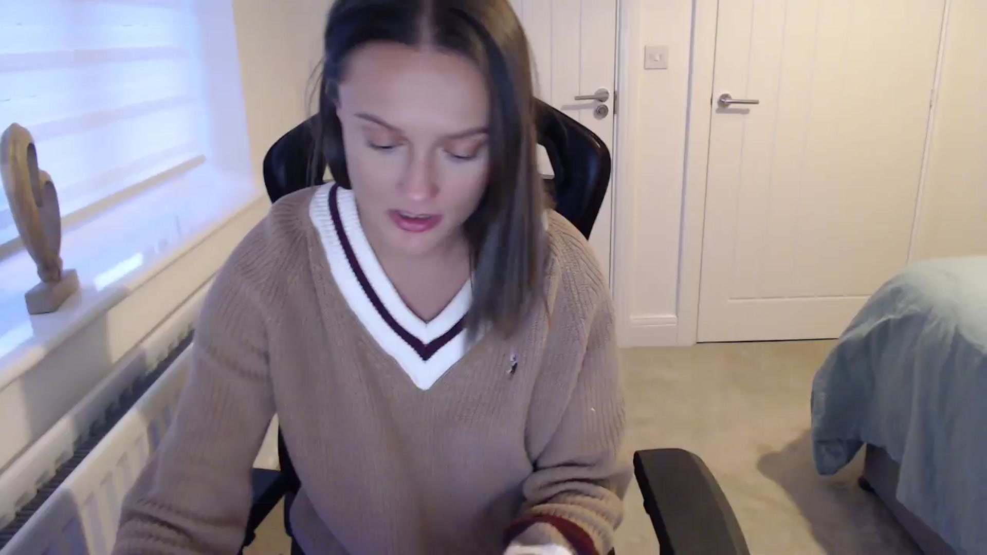 Gallery image thumbnail from Ruby_cutie's myfreecams stream on, 11/20/2025, 17:52 image 1 of 20