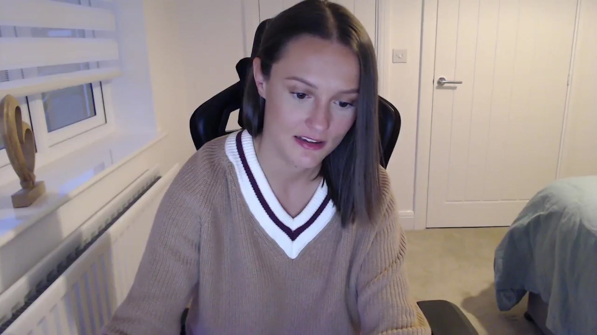 Gallery image thumbnail from Ruby_cutie's myfreecams stream on, 11/20/2025, 17:52 image 4 of 20