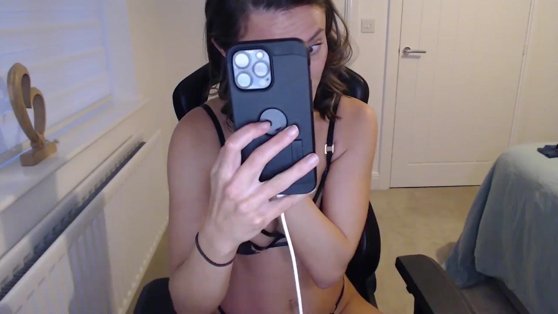 Gallery image thumbnail from Ruby_cutie's myfreecams stream on, 12/09/2025, 16:32 image 10 of 20