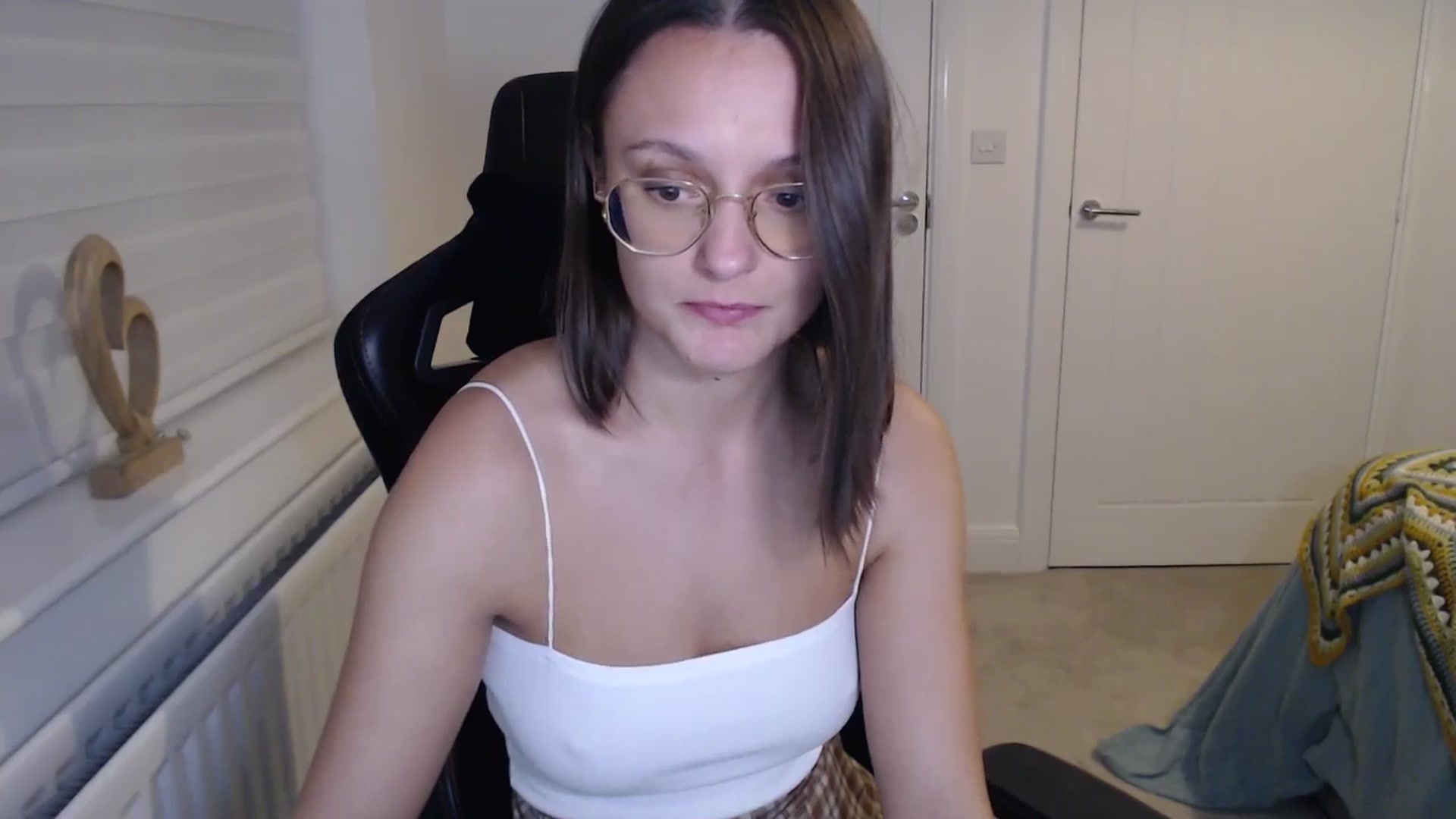 Gallery image thumbnail from Ruby_cutie's myfreecams stream on, 12/10/2025, 17:56 image 14 of 20