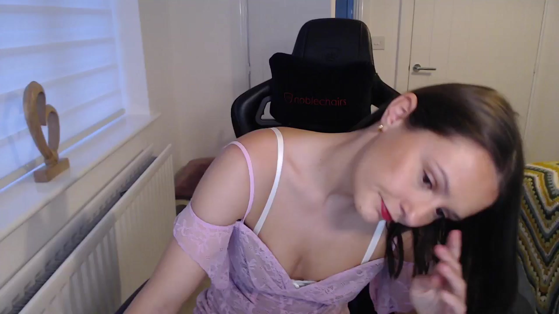 Gallery image thumbnail from Ruby_cutie's myfreecams stream on, 12/17/2025, 15:46 image 20 of 20