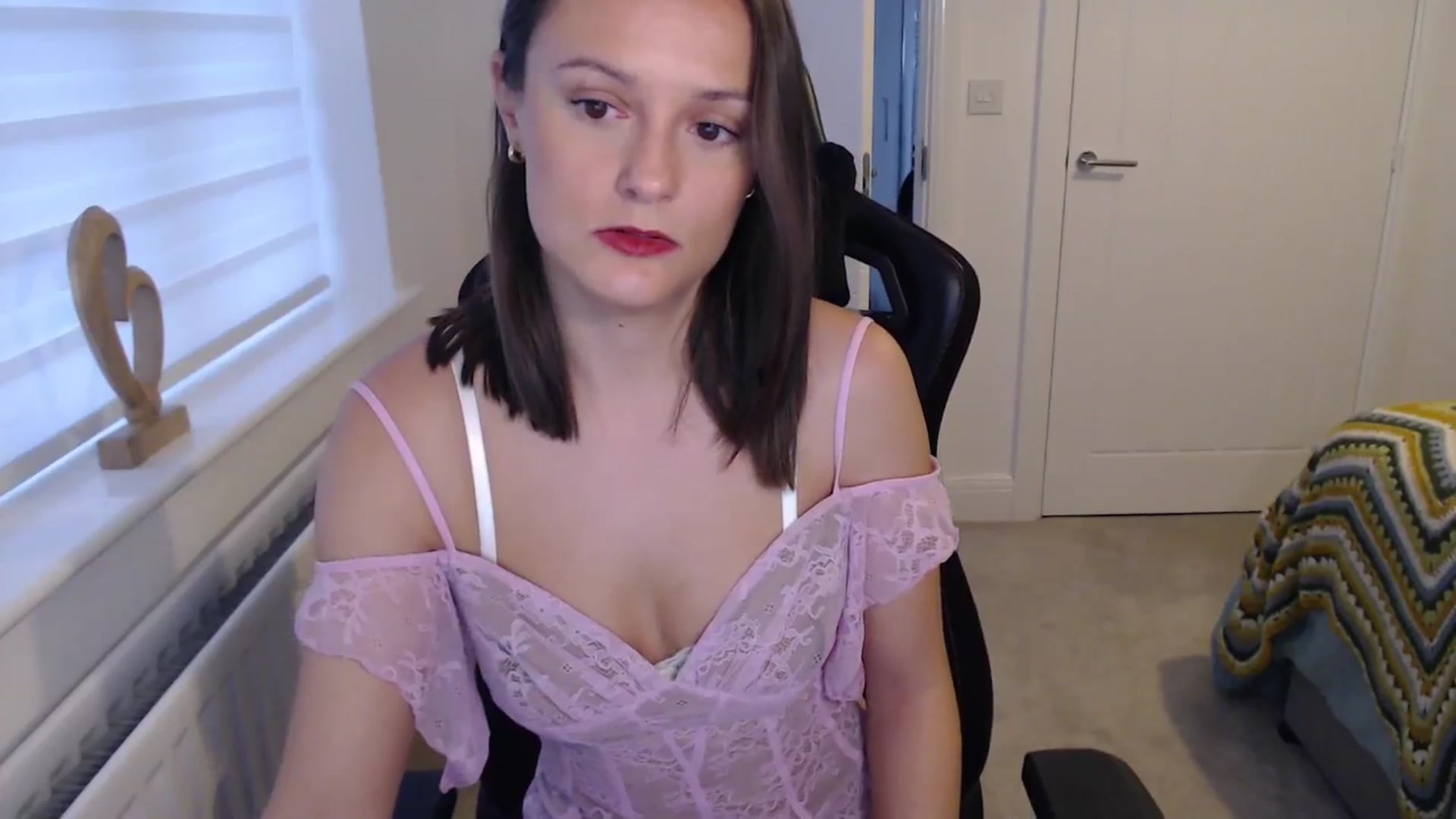 Gallery image thumbnail from Ruby_cutie's myfreecams stream on, 12/17/2025, 15:46 image 3 of 20