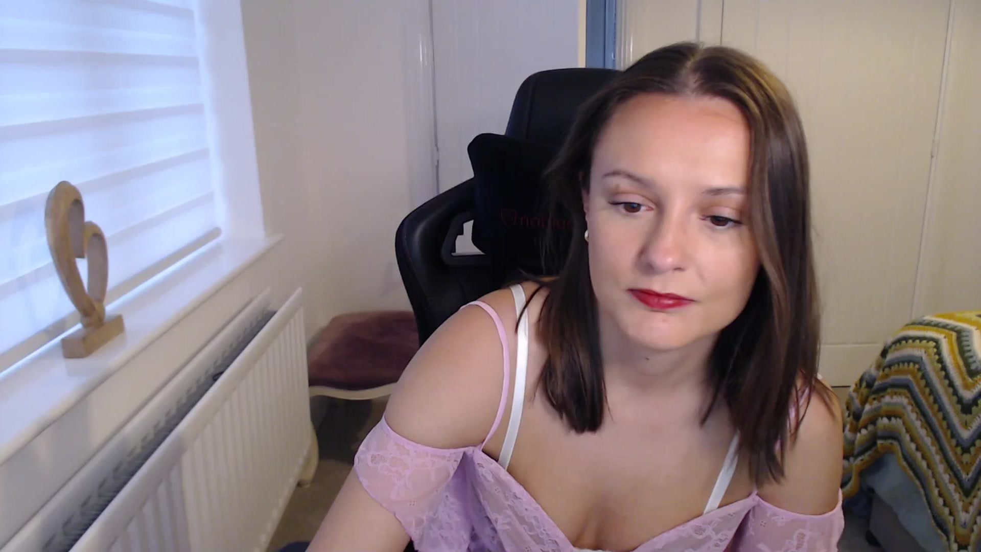 Gallery image thumbnail from Ruby_cutie's myfreecams stream on, 12/17/2025, 15:46 image 9 of 20