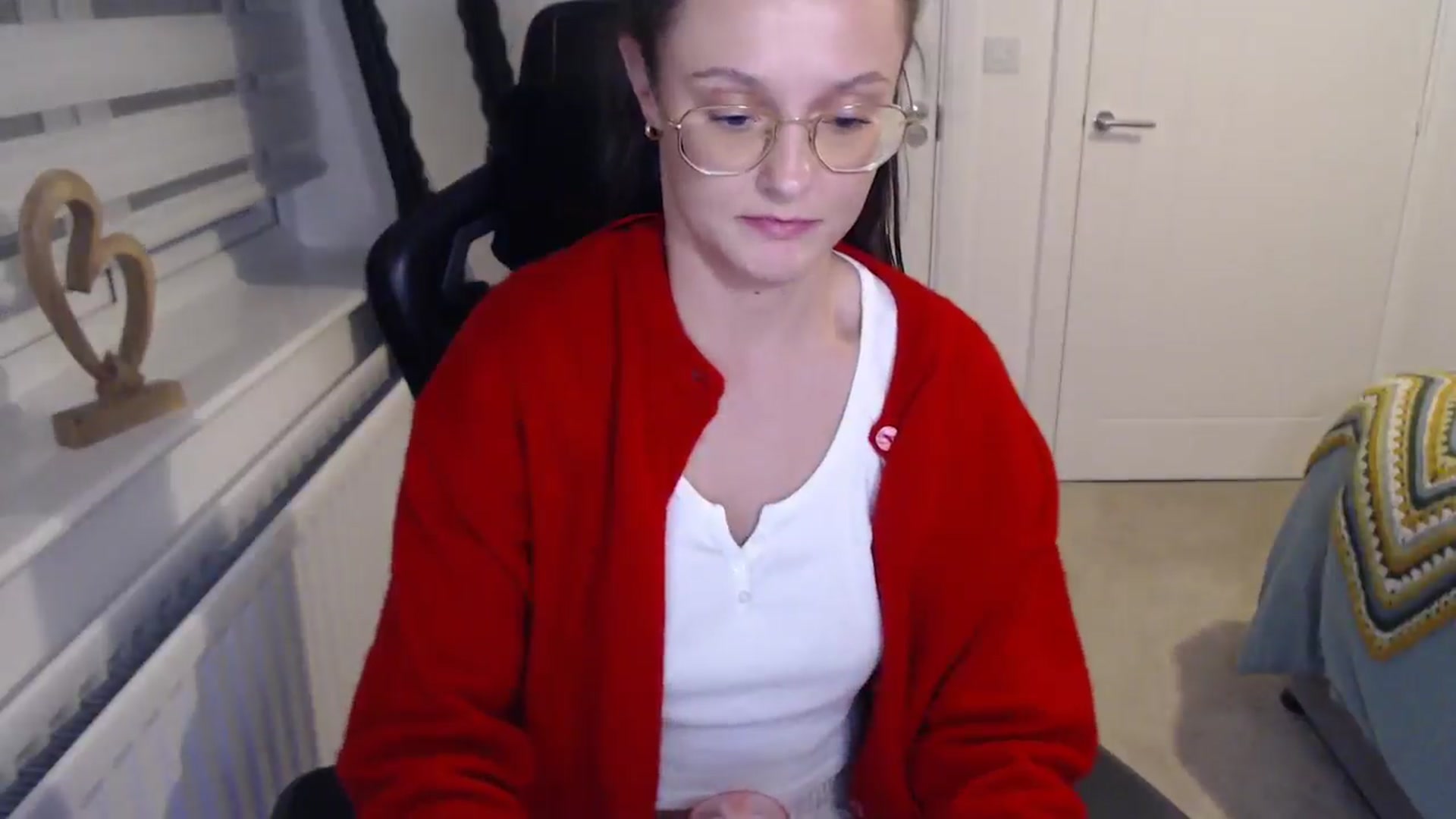 Gallery image thumbnail from Ruby_cutie's myfreecams stream on, 12/25/2025, 19:34 image 15 of 20
