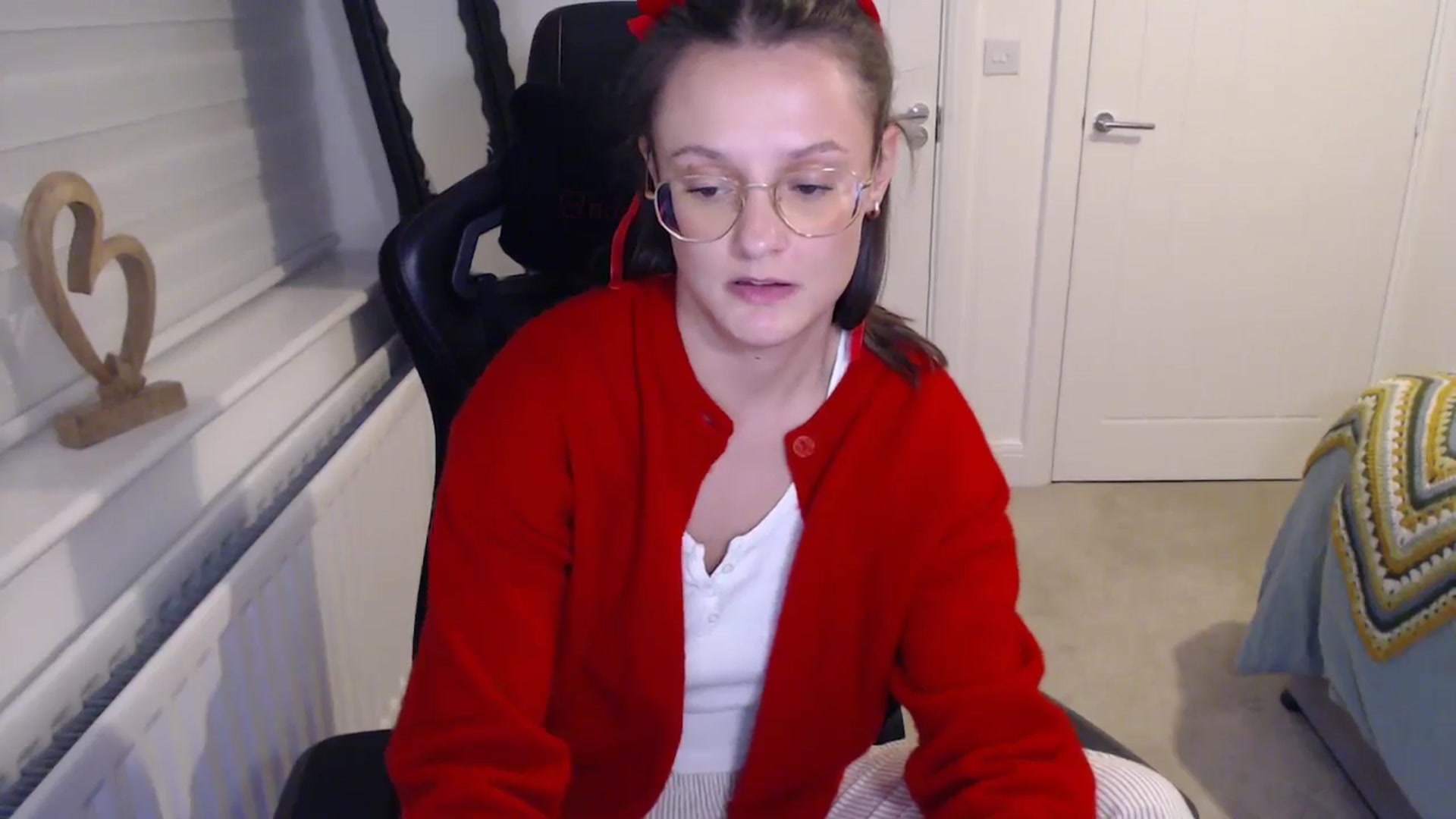 Gallery image thumbnail from Ruby_cutie's myfreecams stream on, 12/25/2025, 19:34 image 16 of 20