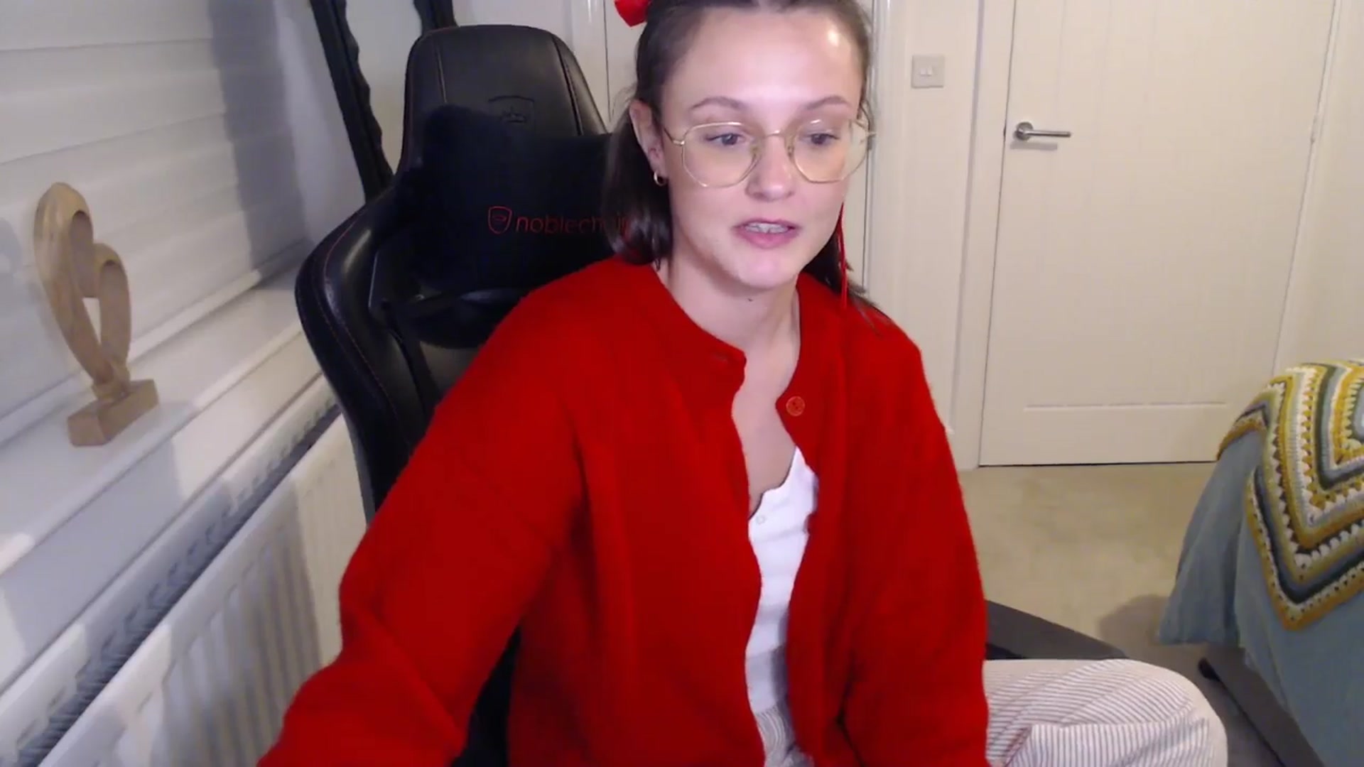 Gallery image thumbnail from Ruby_cutie's myfreecams stream on, 12/25/2025, 19:34 image 9 of 20