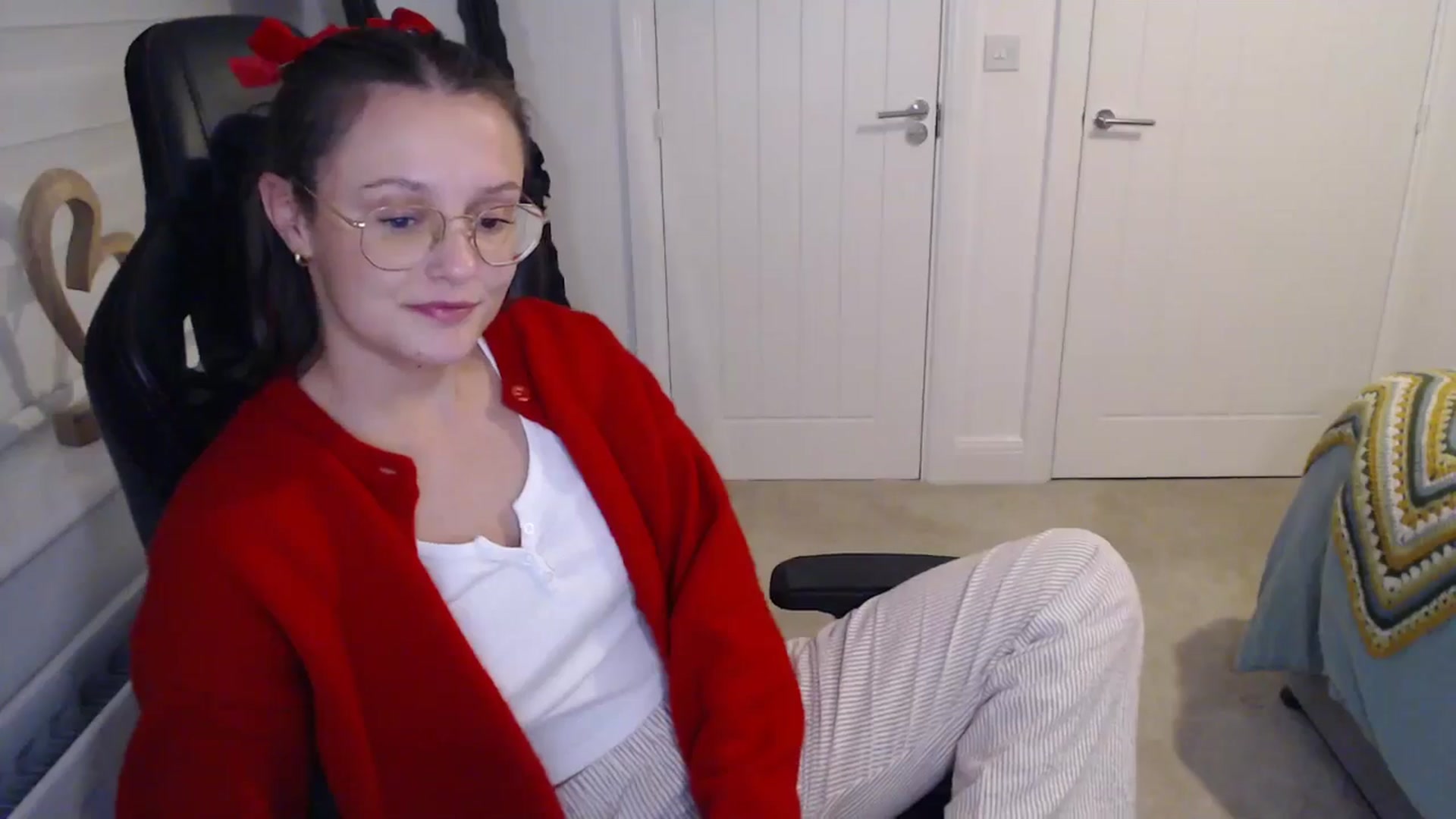 Gallery image thumbnail from Ruby_cutie's myfreecams stream on, 12/25/2025, 19:57 image 15 of 20