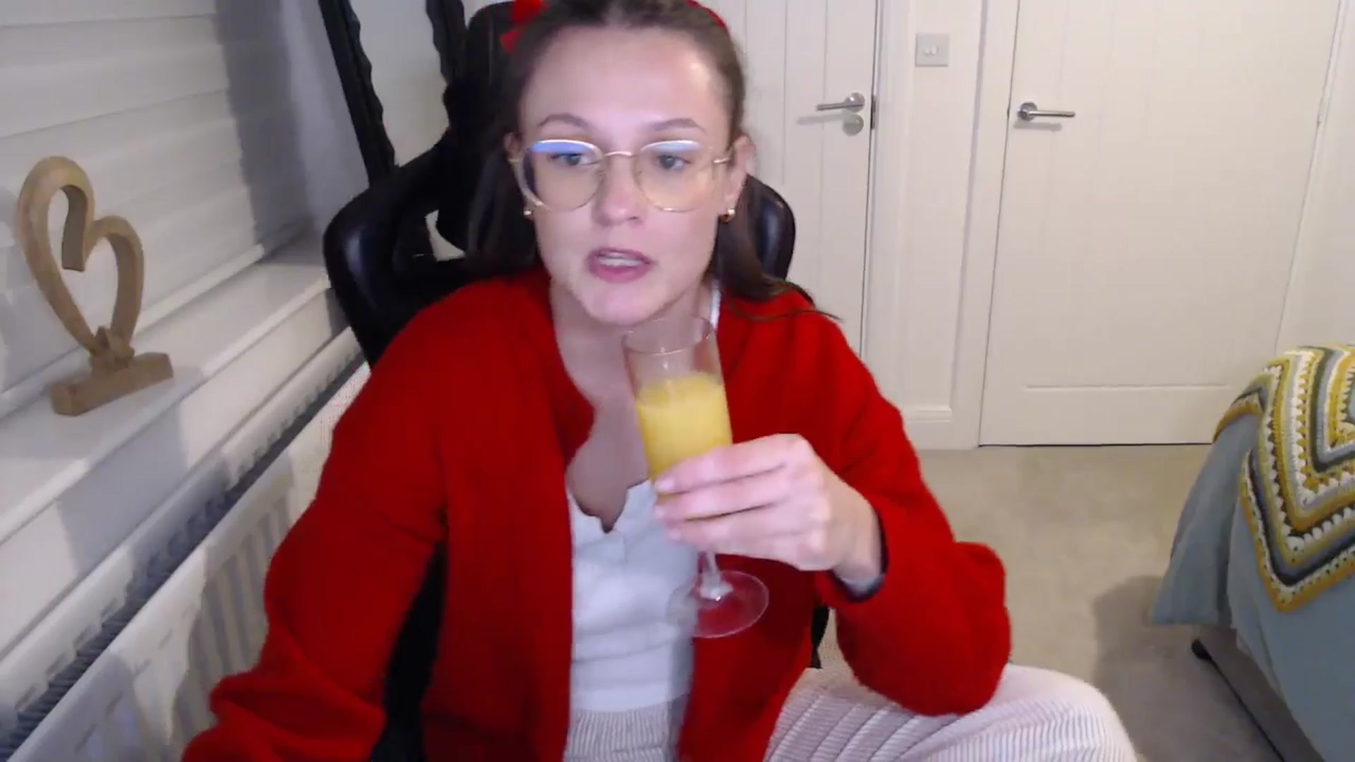 Gallery image thumbnail from Ruby_cutie's myfreecams stream on, 12/25/2025, 19:57 image 13 of 20