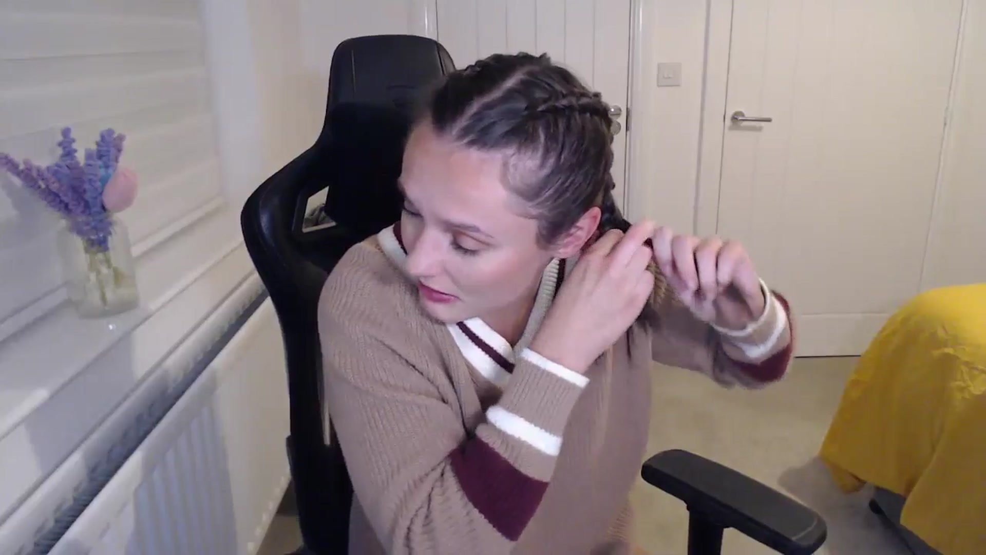 Gallery image thumbnail from Ruby_cutie's myfreecams stream on, 01/08/2026, 22:58 image 4 of 20