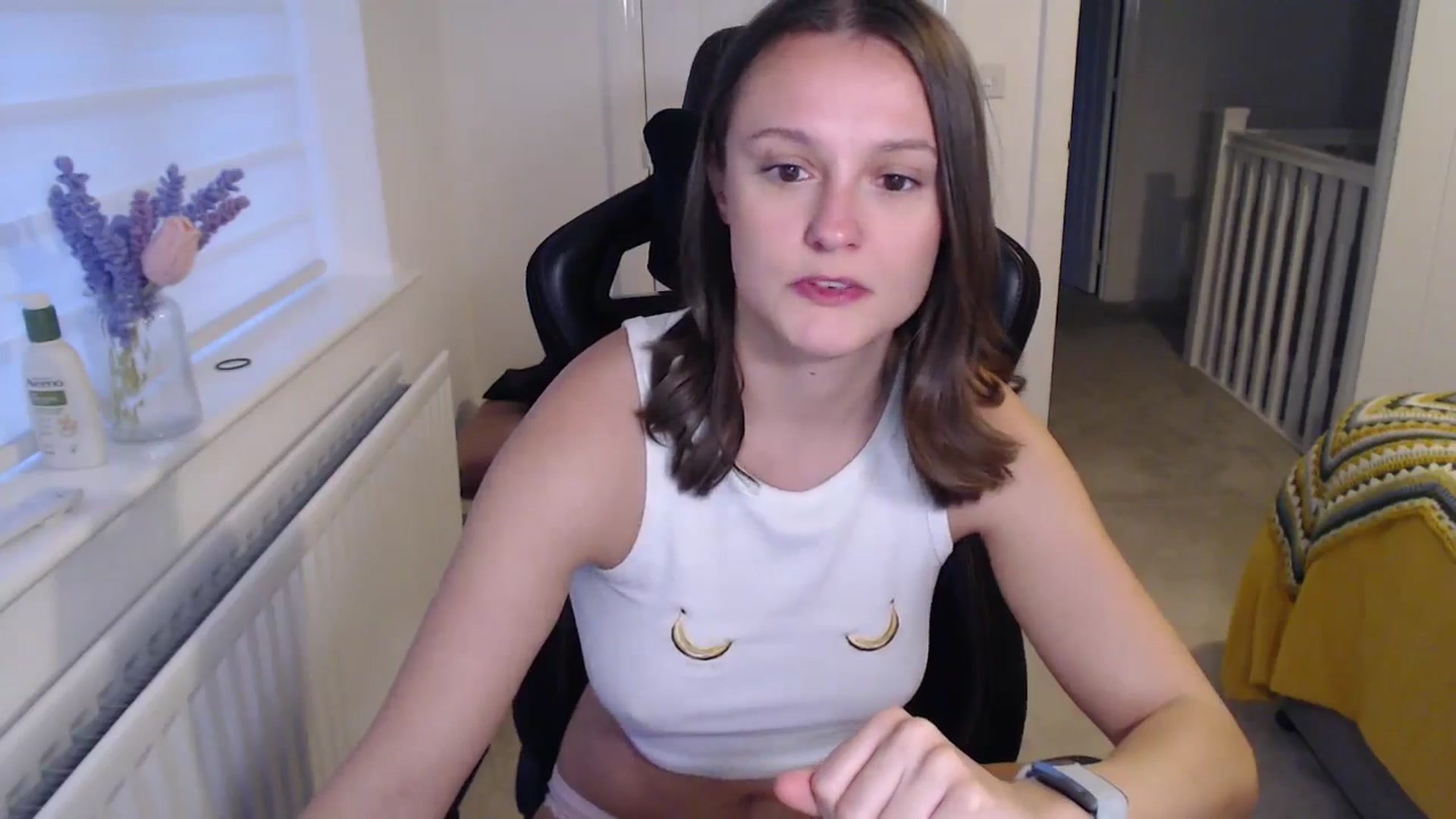 Gallery image thumbnail from Ruby_cutie's myfreecams stream on, 01/15/2026, 16:12 image 15 of 20