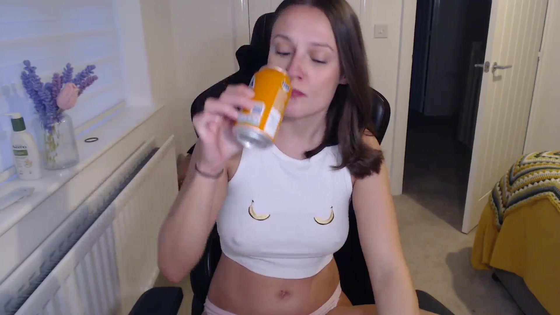 Gallery image thumbnail from Ruby_cutie's myfreecams stream on, 01/15/2026, 16:31 image 2 of 20