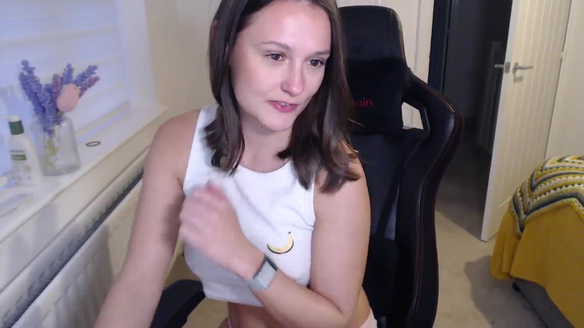 Gallery image thumbnail from Ruby_cutie's myfreecams stream on, 01/15/2026, 16:31 image 6 of 20