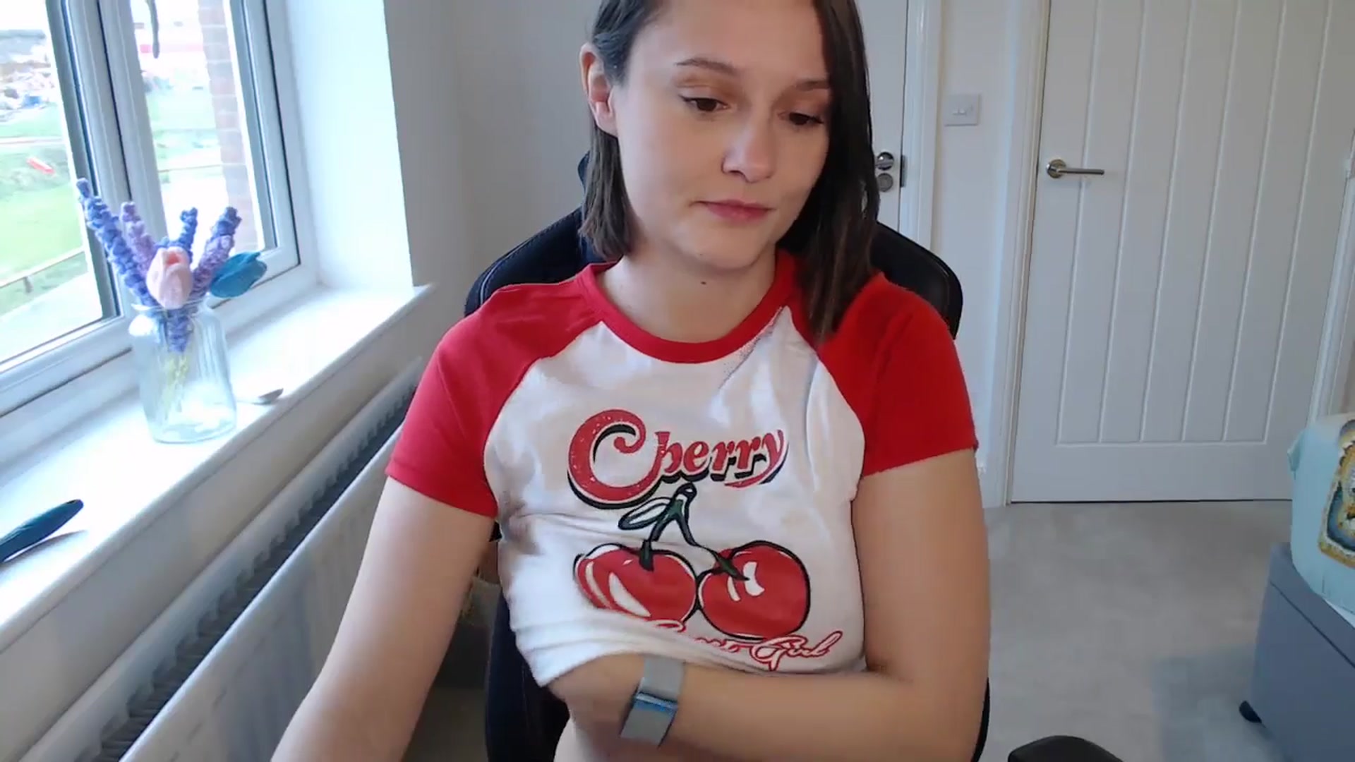 Gallery image thumbnail from Ruby_cutie's myfreecams stream on, 01/27/2026, 13:22 image 16 of 20
