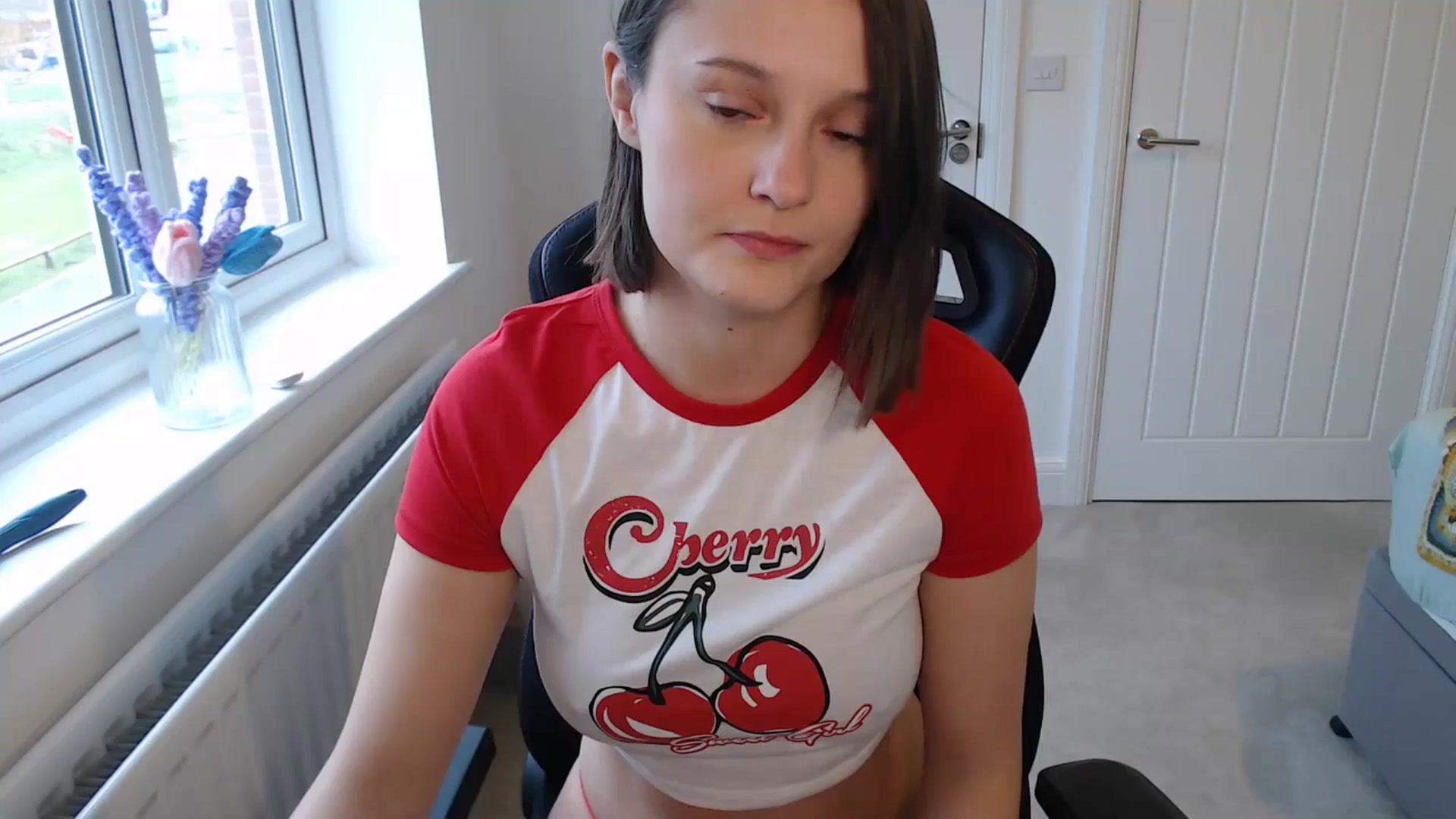 Gallery image thumbnail from Ruby_cutie's myfreecams stream on, 01/27/2026, 13:22 image 12 of 20