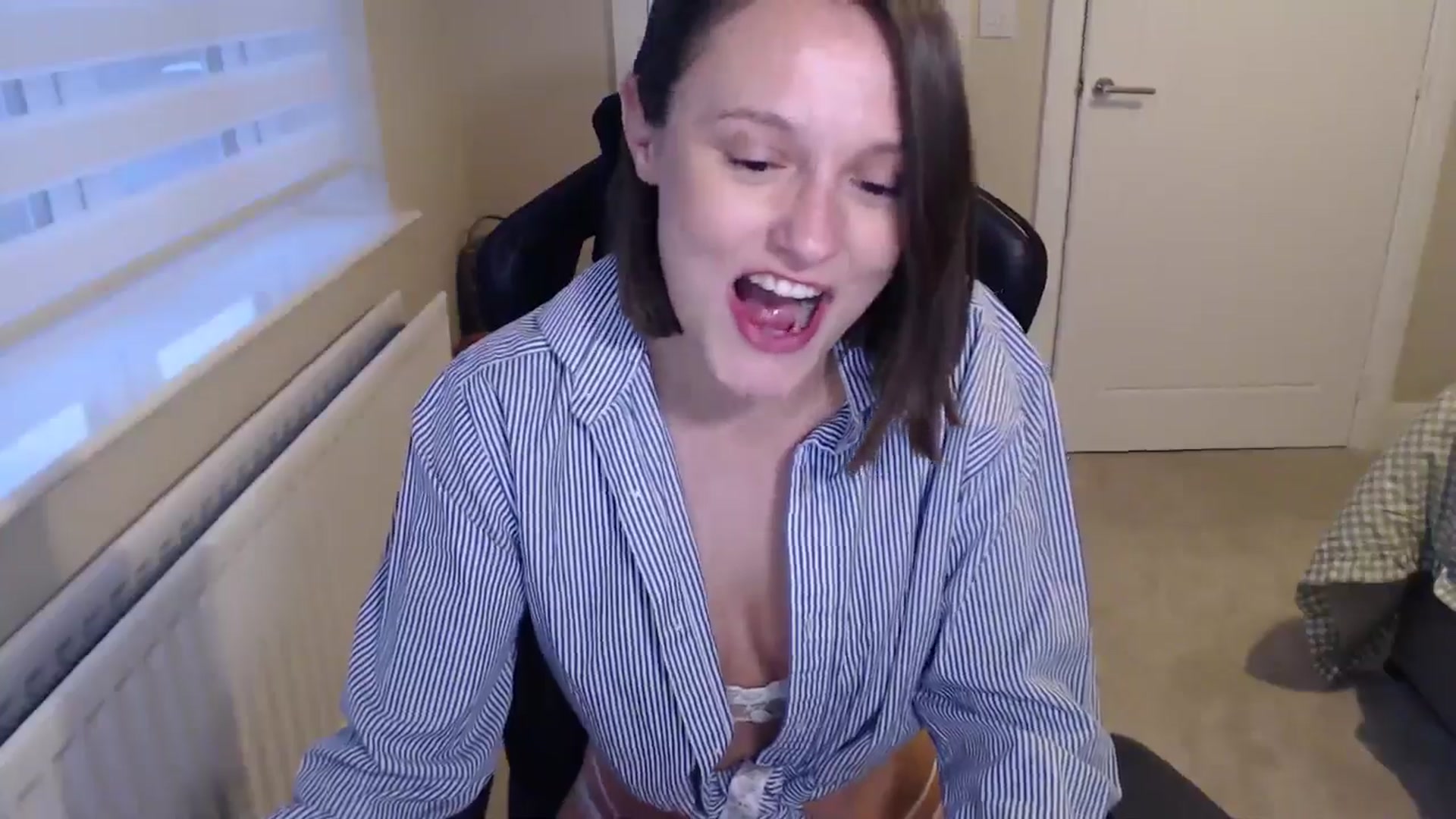 Gallery image thumbnail from Ruby_cutie's myfreecams stream on, 02/03/2026, 15:47 image 19 of 20